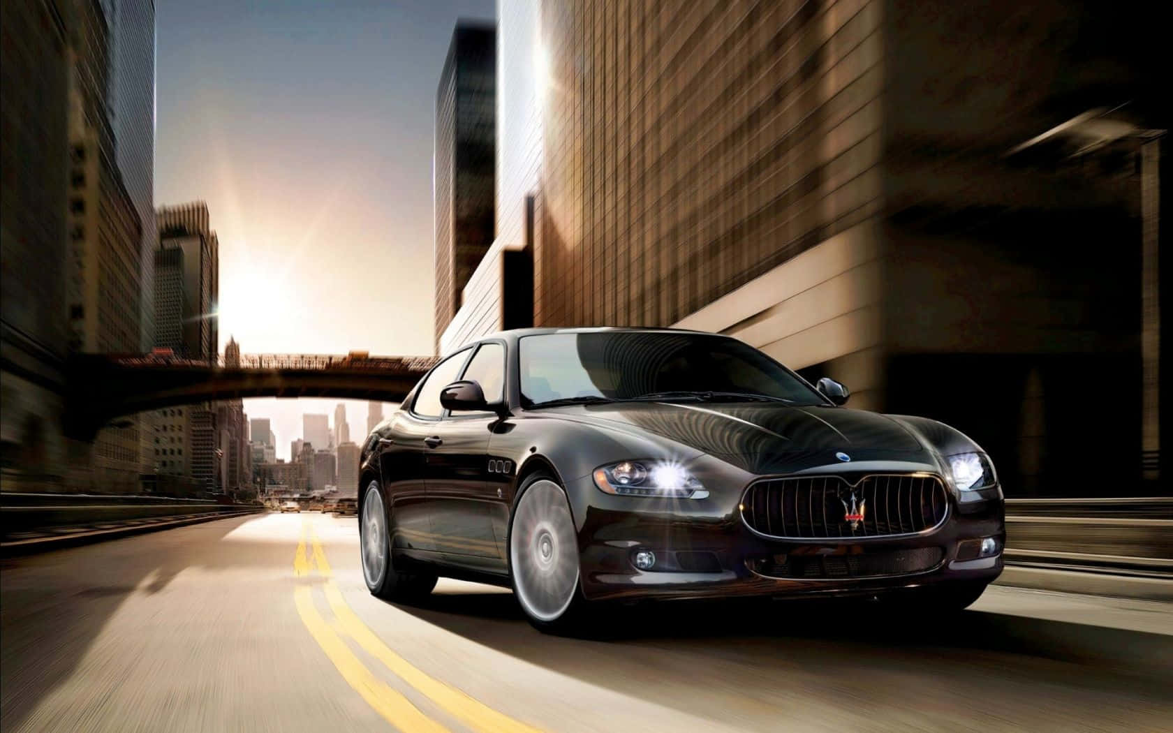 Feast Your Eyes On The Sleek And Luxurious Maserati Quattroporte. Wallpaper