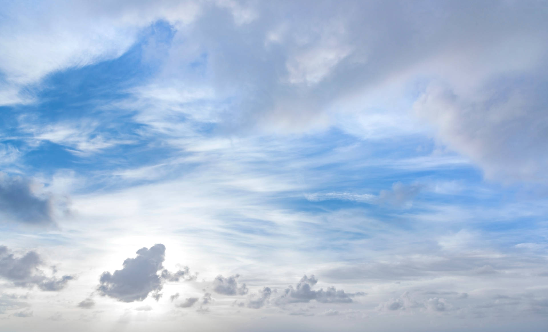 Federleichterblauer Ästhetischer Wolkenhintergrund Wallpaper