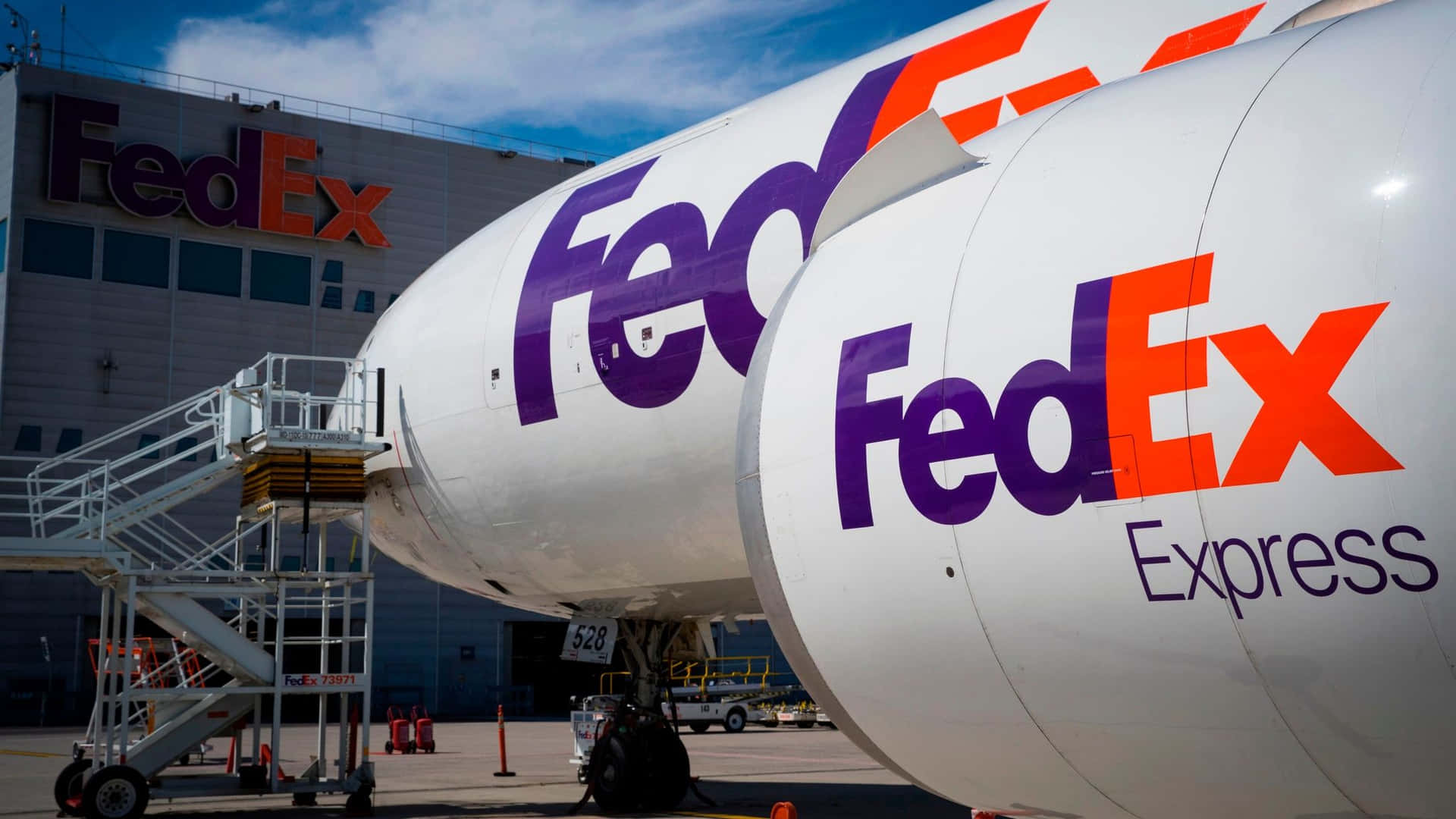 Delivering Excellence with FedEx