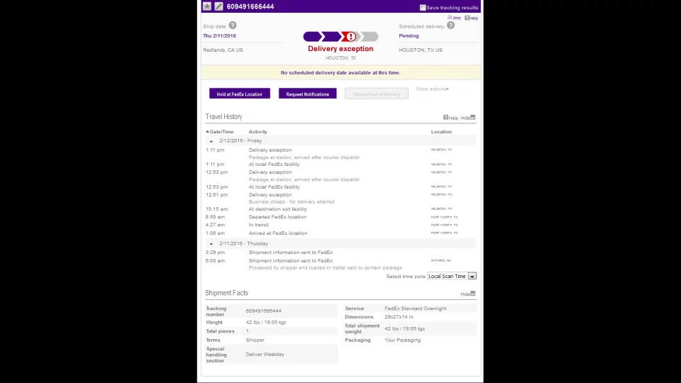 Fedex Delivering Package To Customer's Doorstep Wallpaper
