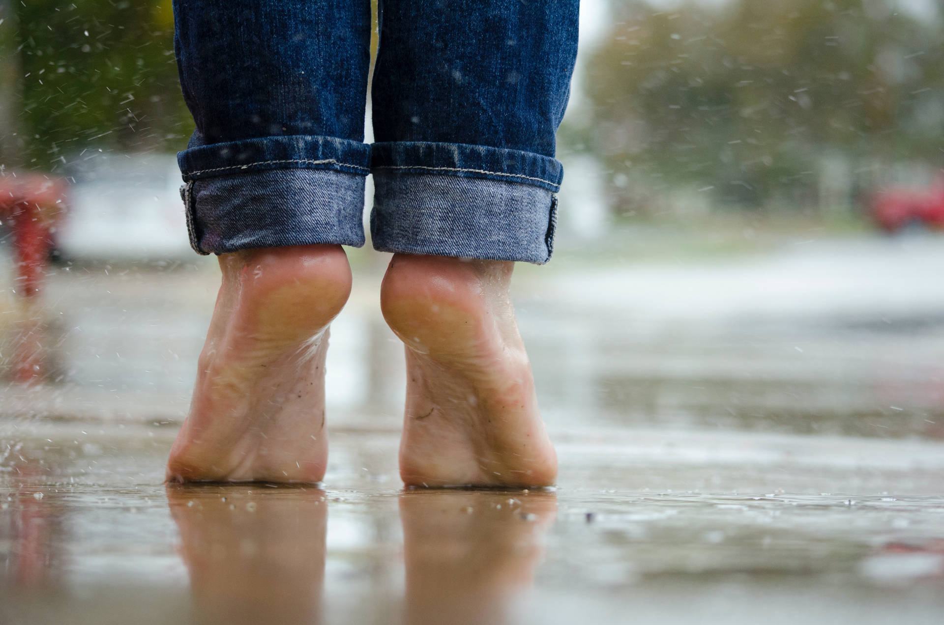 Feet Tiptoeing In The Rain Wallpaper