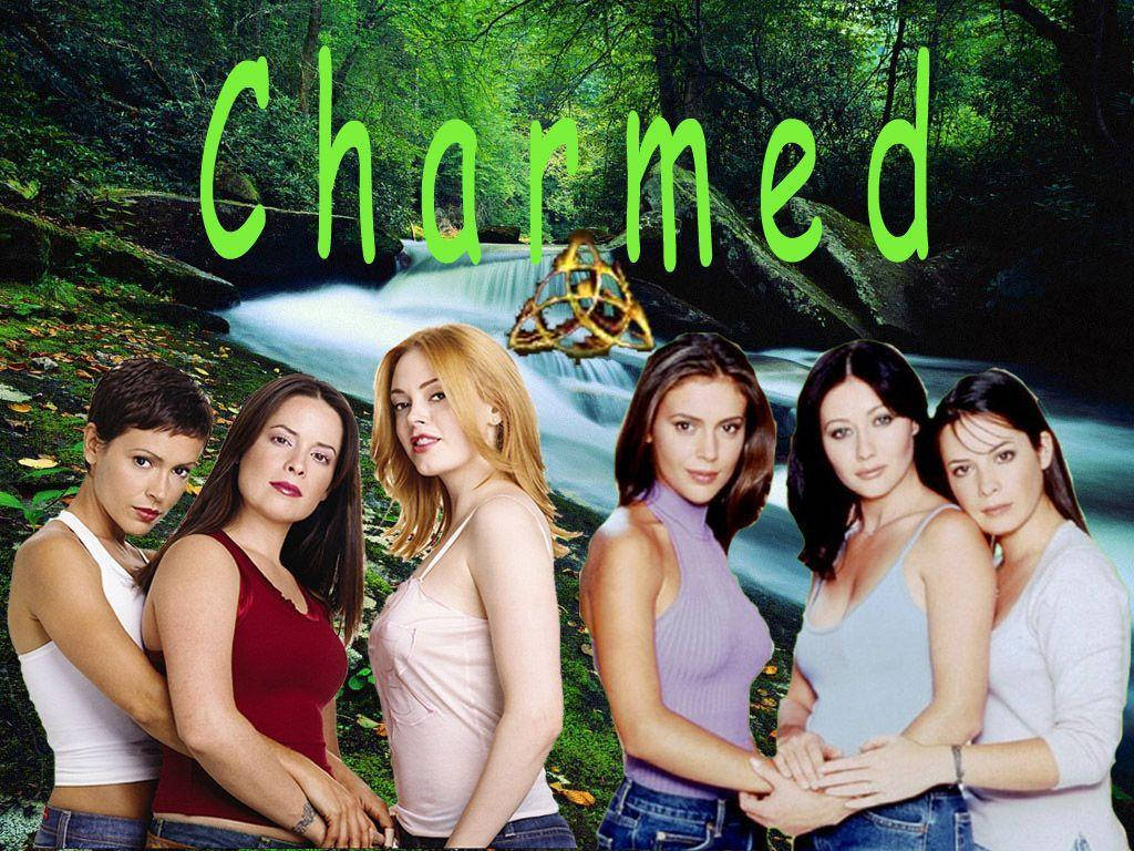 Kvindelige karakterer fra Charmed show på en enkel farve baggrund. Wallpaper