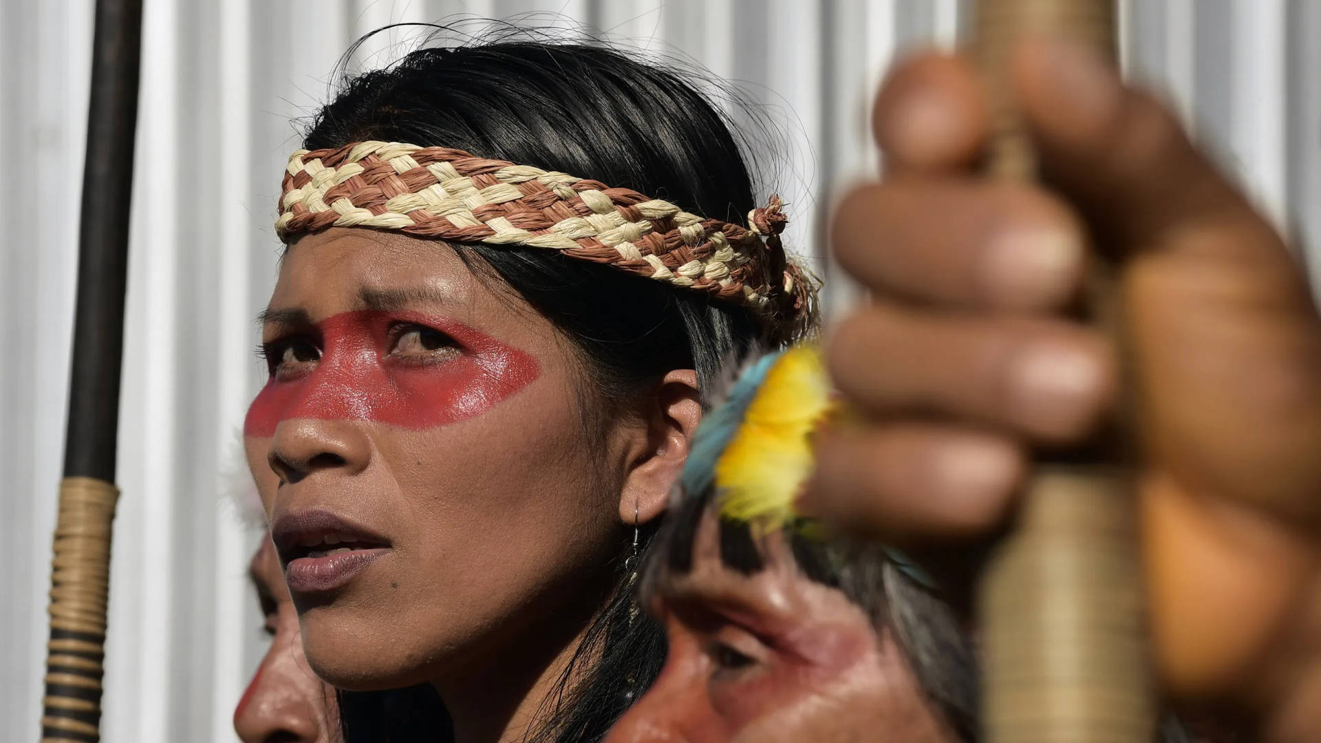 Mujerindígena De Amazonas Fondo de pantalla