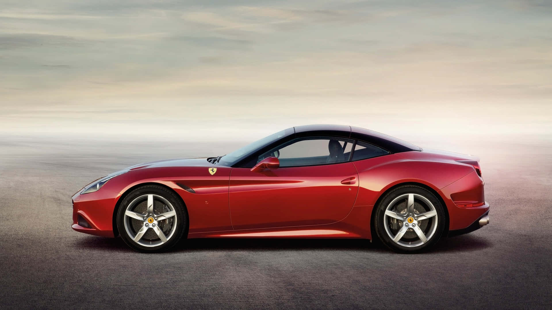 Stunning Ferrari California T in Action Wallpaper