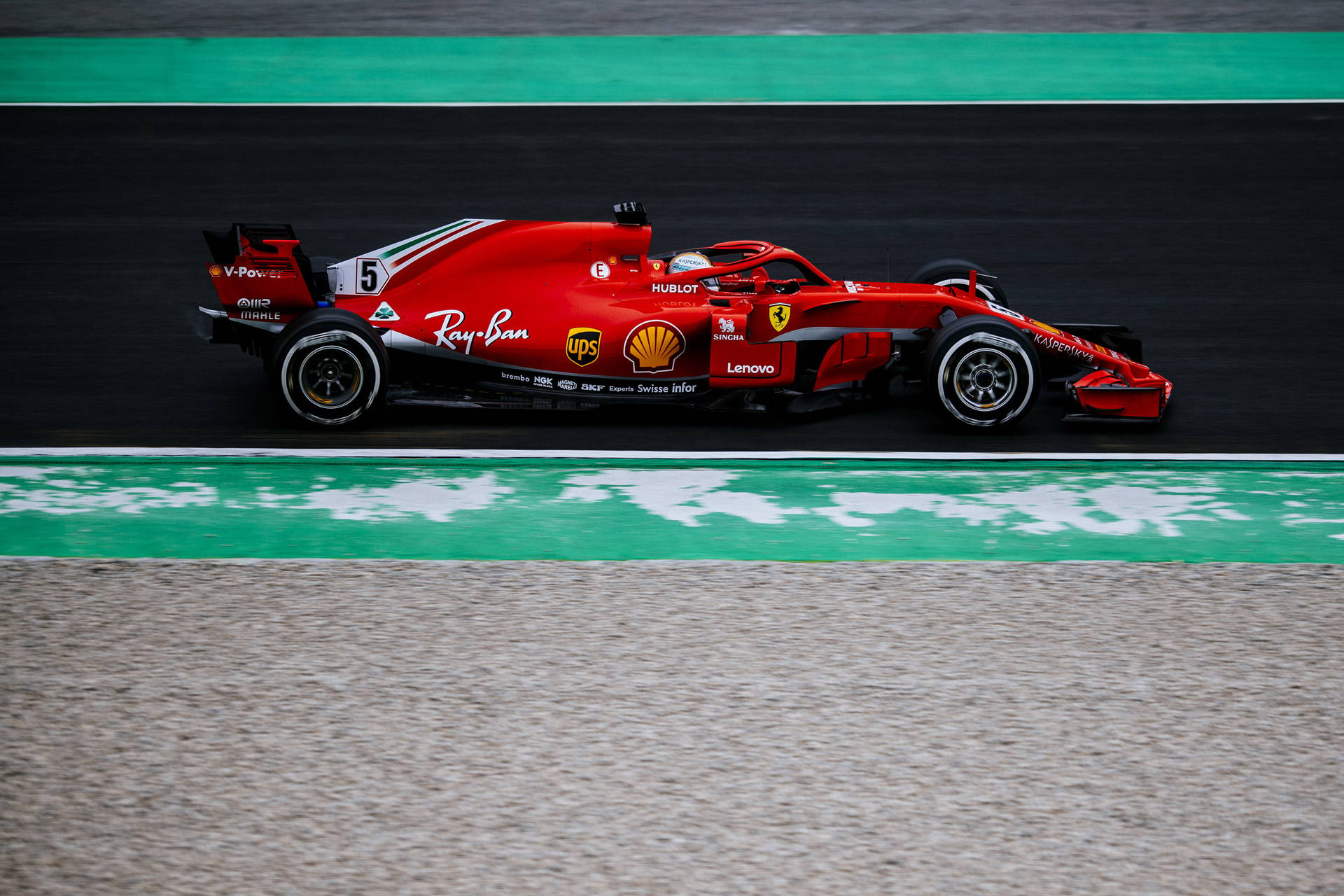 Ferrari F1 2018 Running Side View Wallpaper
