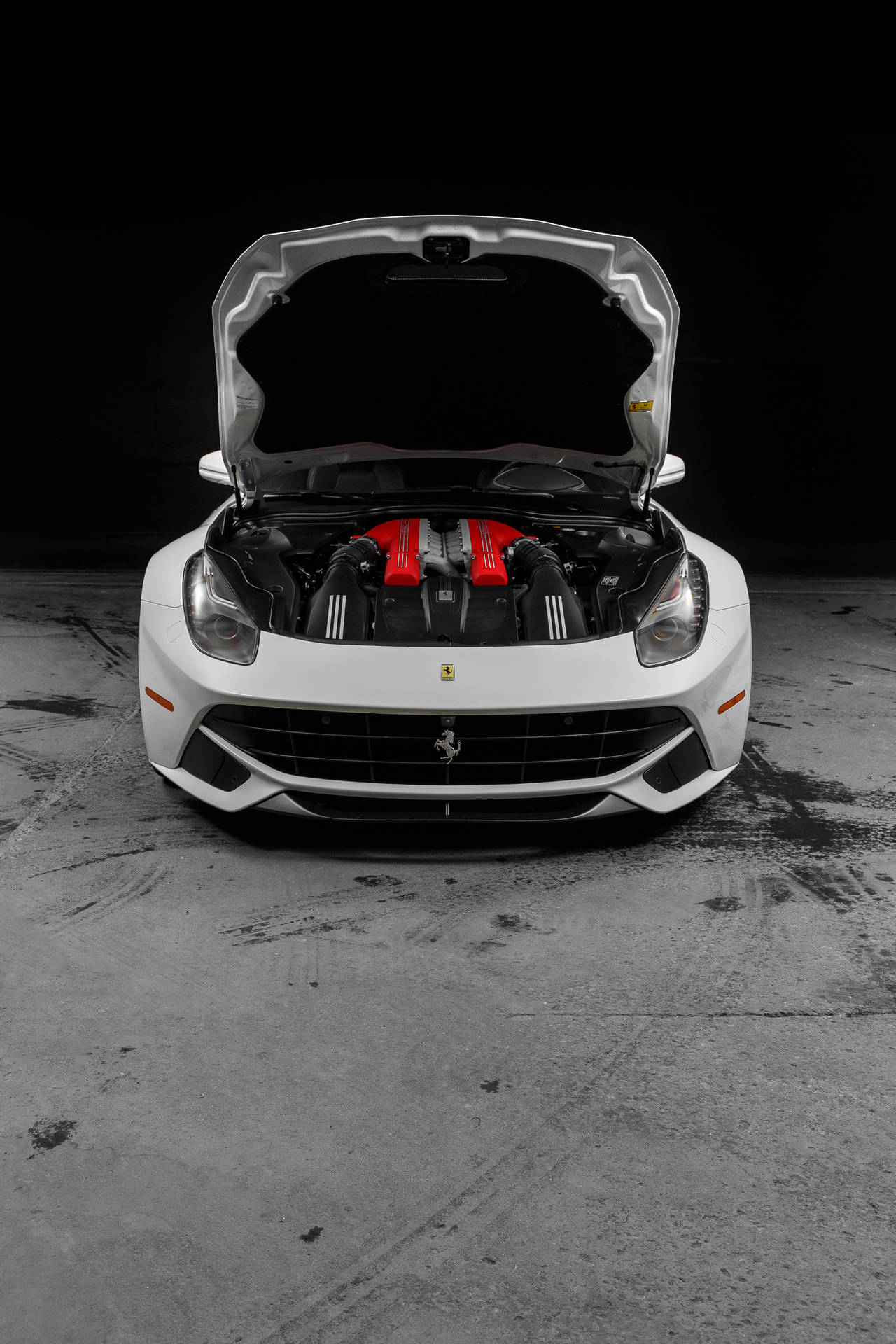 Ferrari F50 engine hood cover raised up wallpaper.