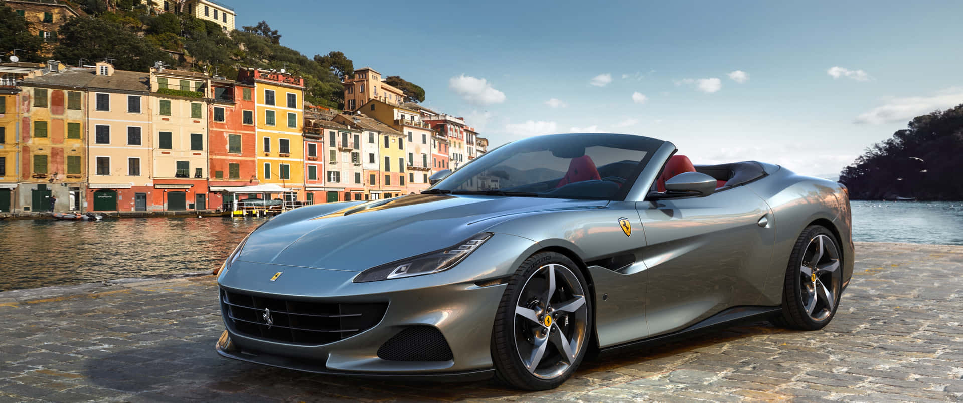 Upea Ferrari Portofino Liikkeessä Taustakuva