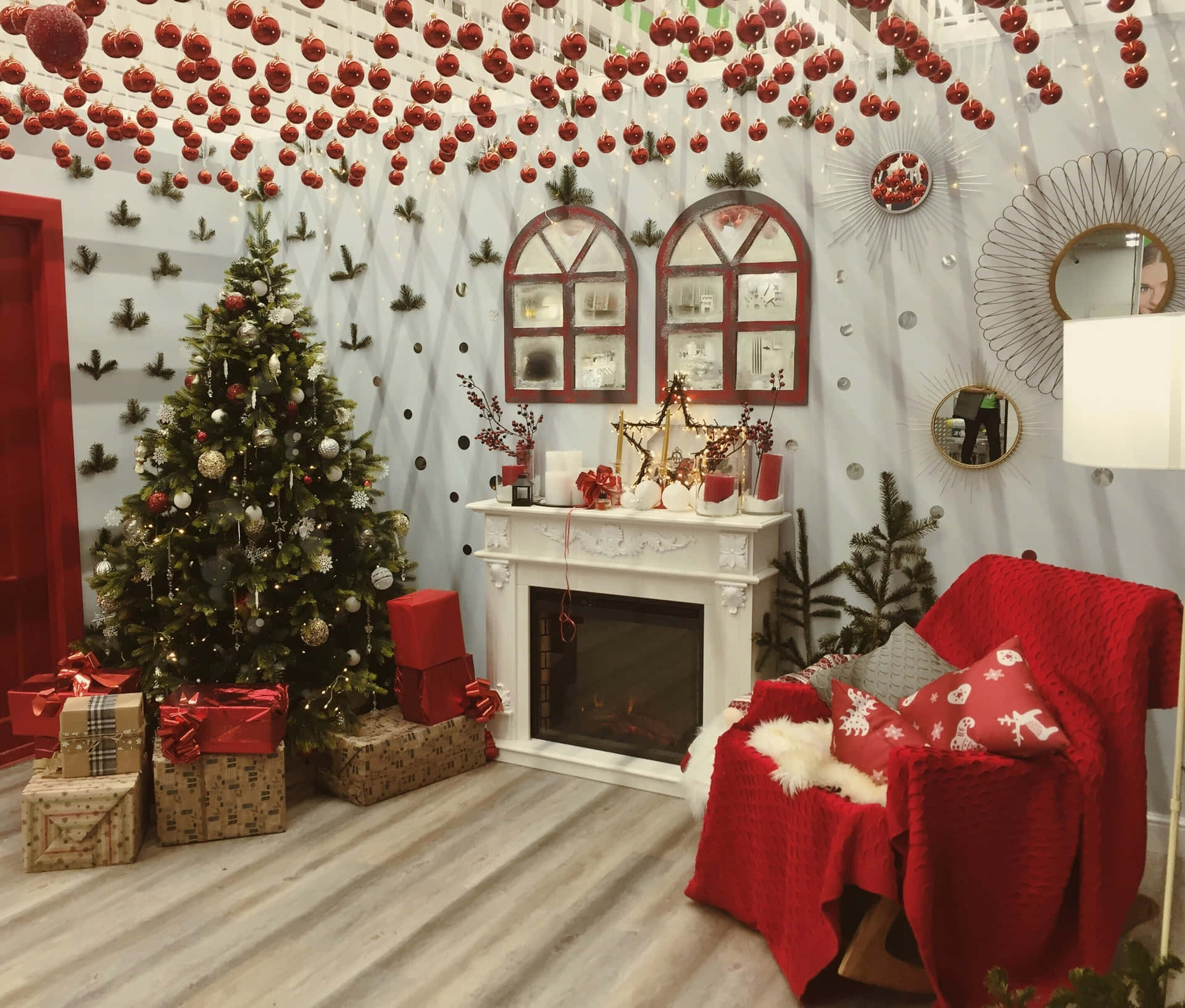 Festive Christmas Living Room Decor Wallpaper