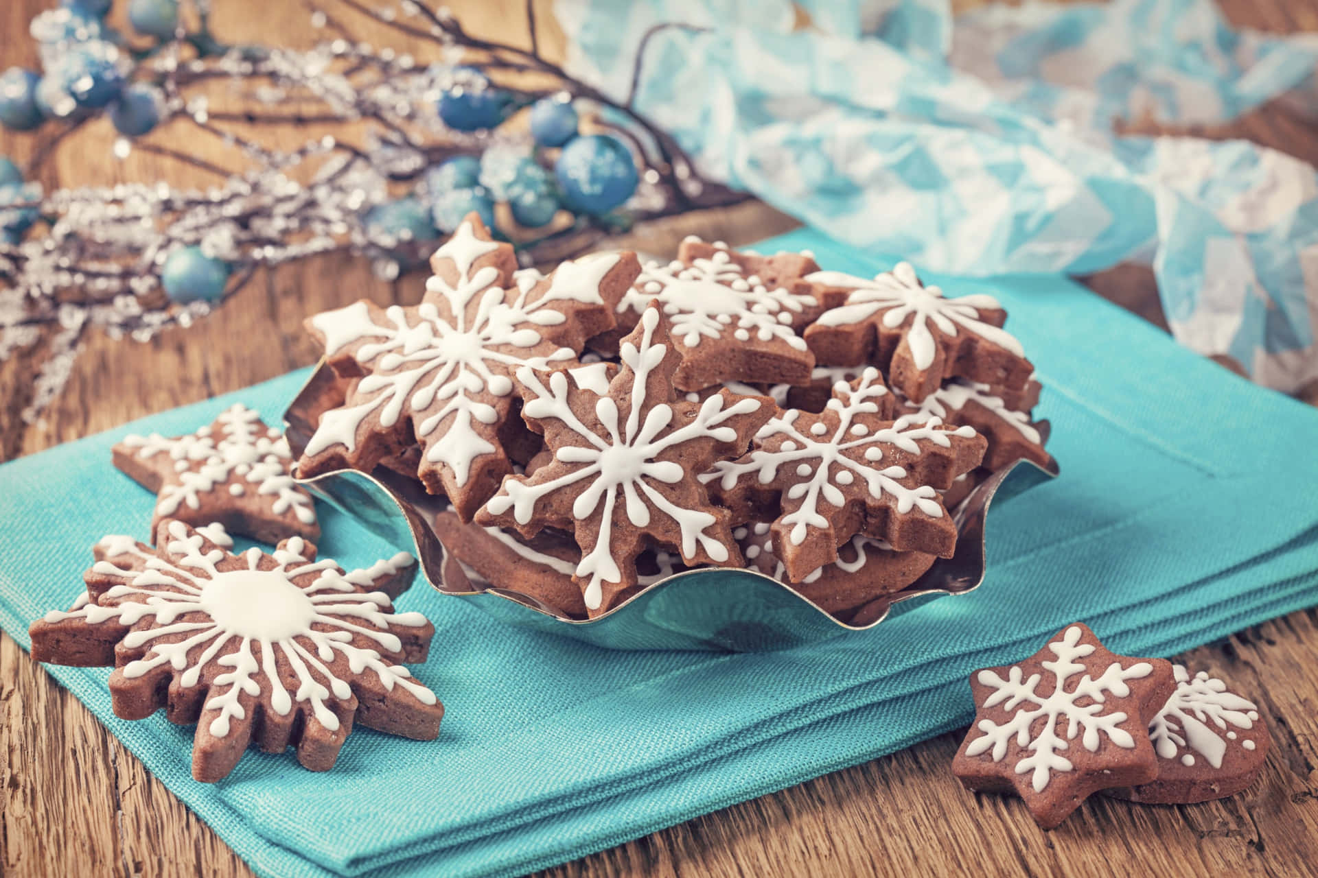 Biscuits En Pain D'épice Festifs En Forme De Flocon De Neige Fond d'écran