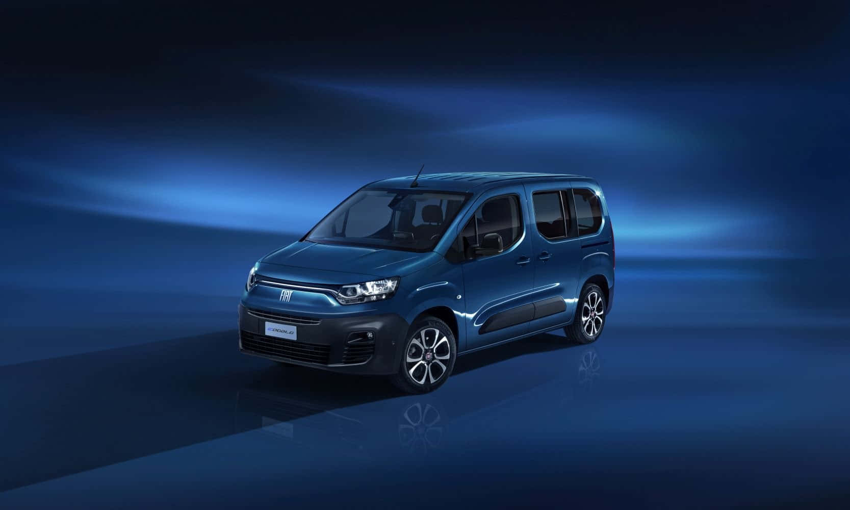 Photo Studio De La Fiat Doblo Bleue Fond d'écran