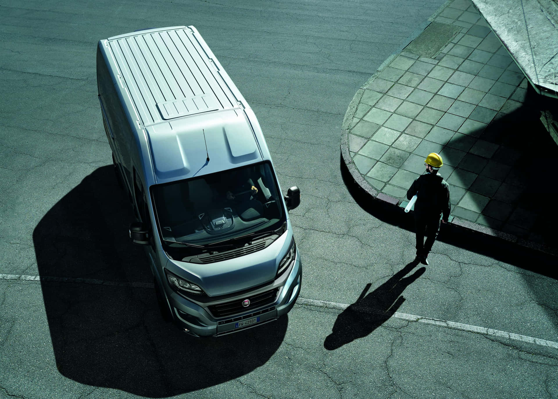 Van Fiat Ducato Commercial Avec Ouvrier Fond d'écran