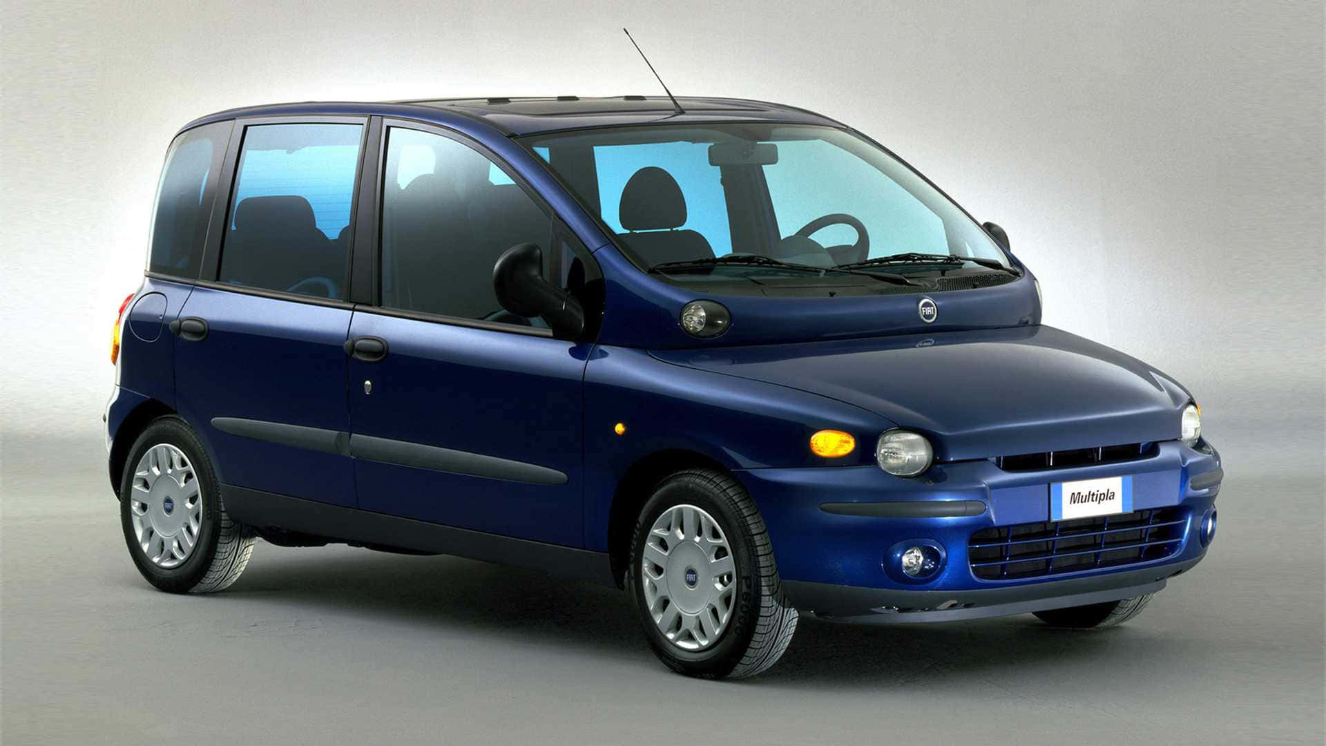 Fiat Multipla: A Unique Blend Of Functionality And Aesthetics Wallpaper