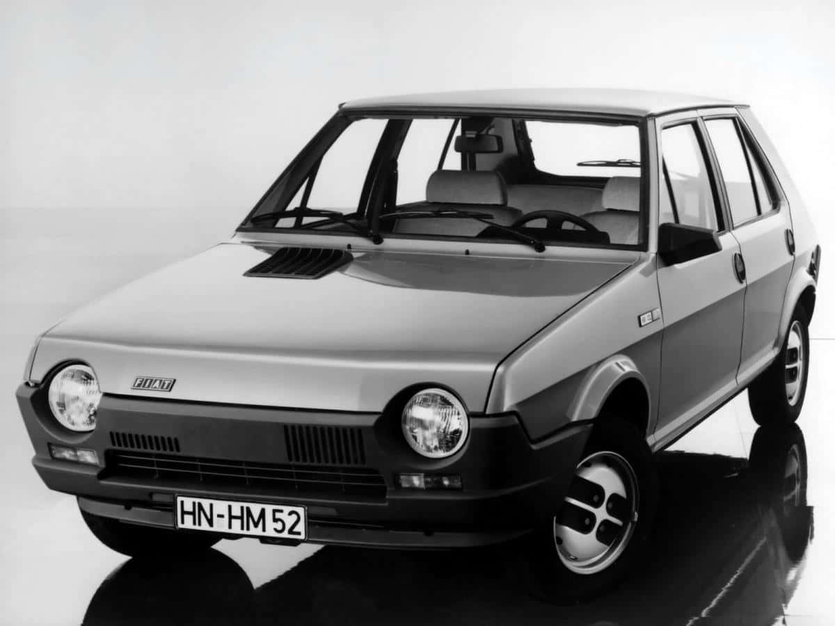 Fiatritmo: Un Clásico Hatchback De Los Años 80. Fondo de pantalla