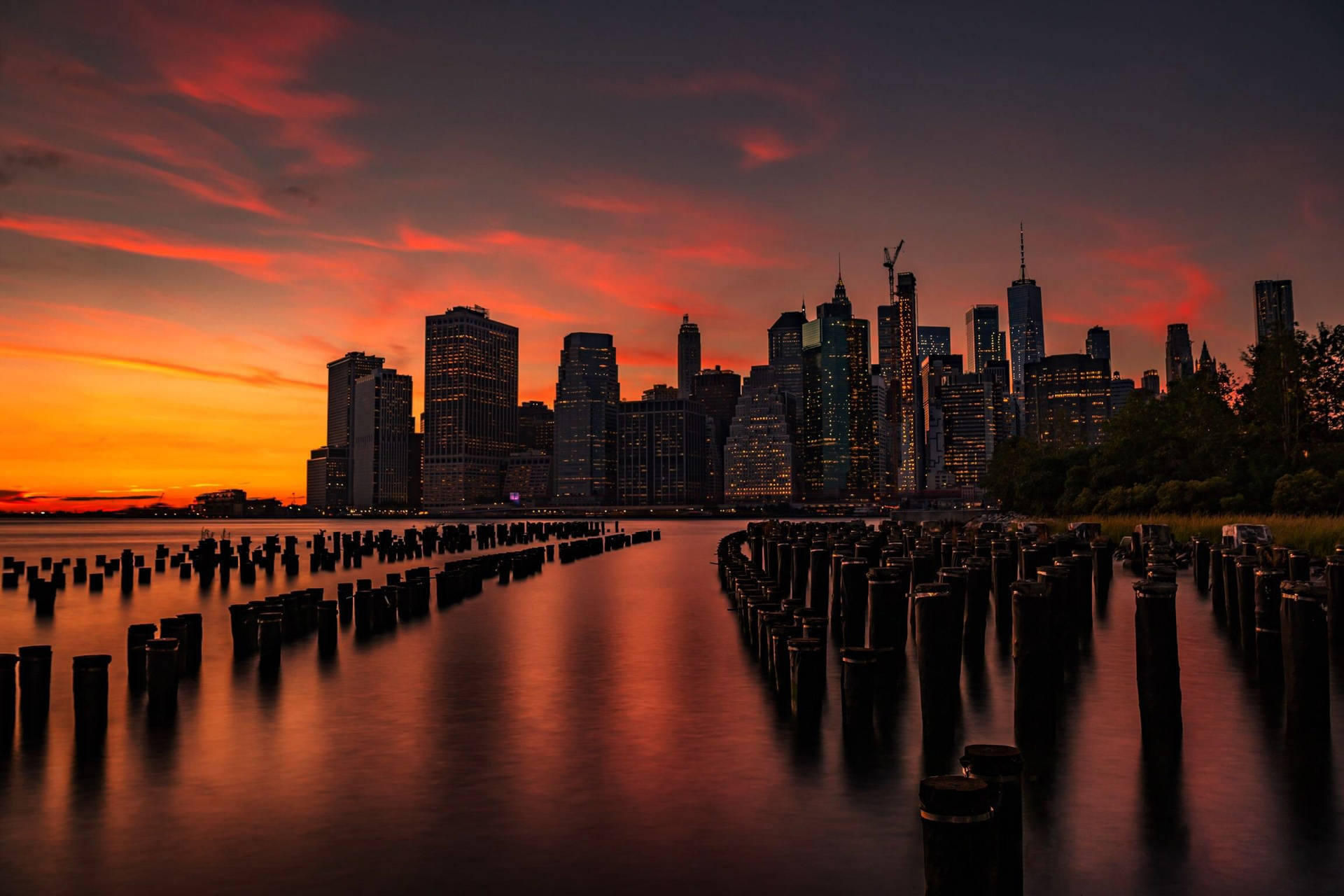 Fiery Sunset Nyc Aesthetic Wallpaper