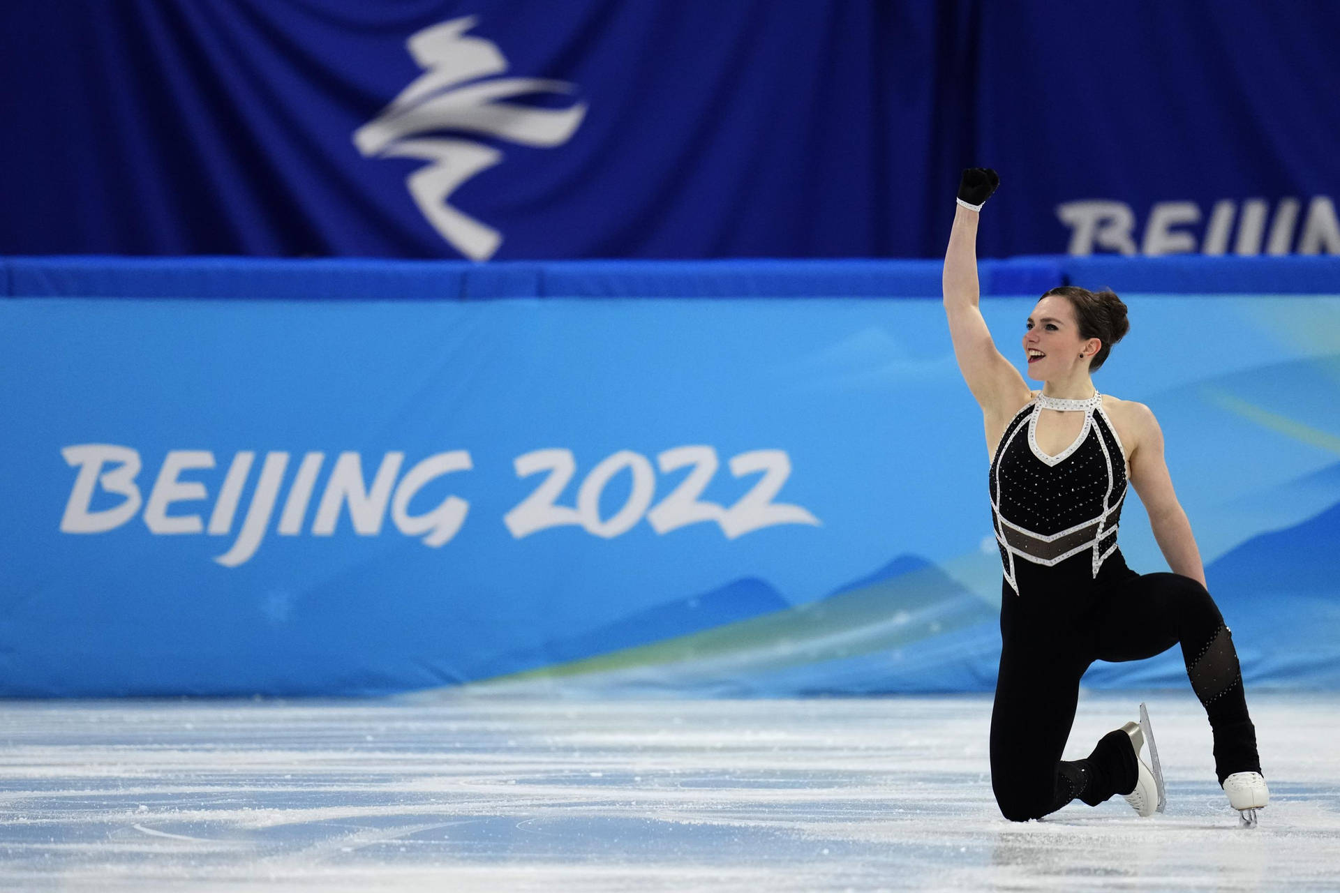 Atletade Patinaje Artístico Josefin Taljegard En Los Juegos Olímpicos De Invierno 2022 Fondo de pantalla