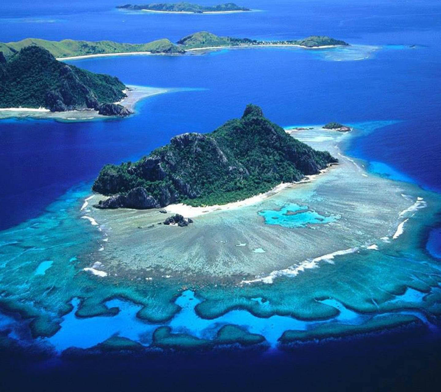 Fiji Mamanuca Islands Aerial View Wallpaper