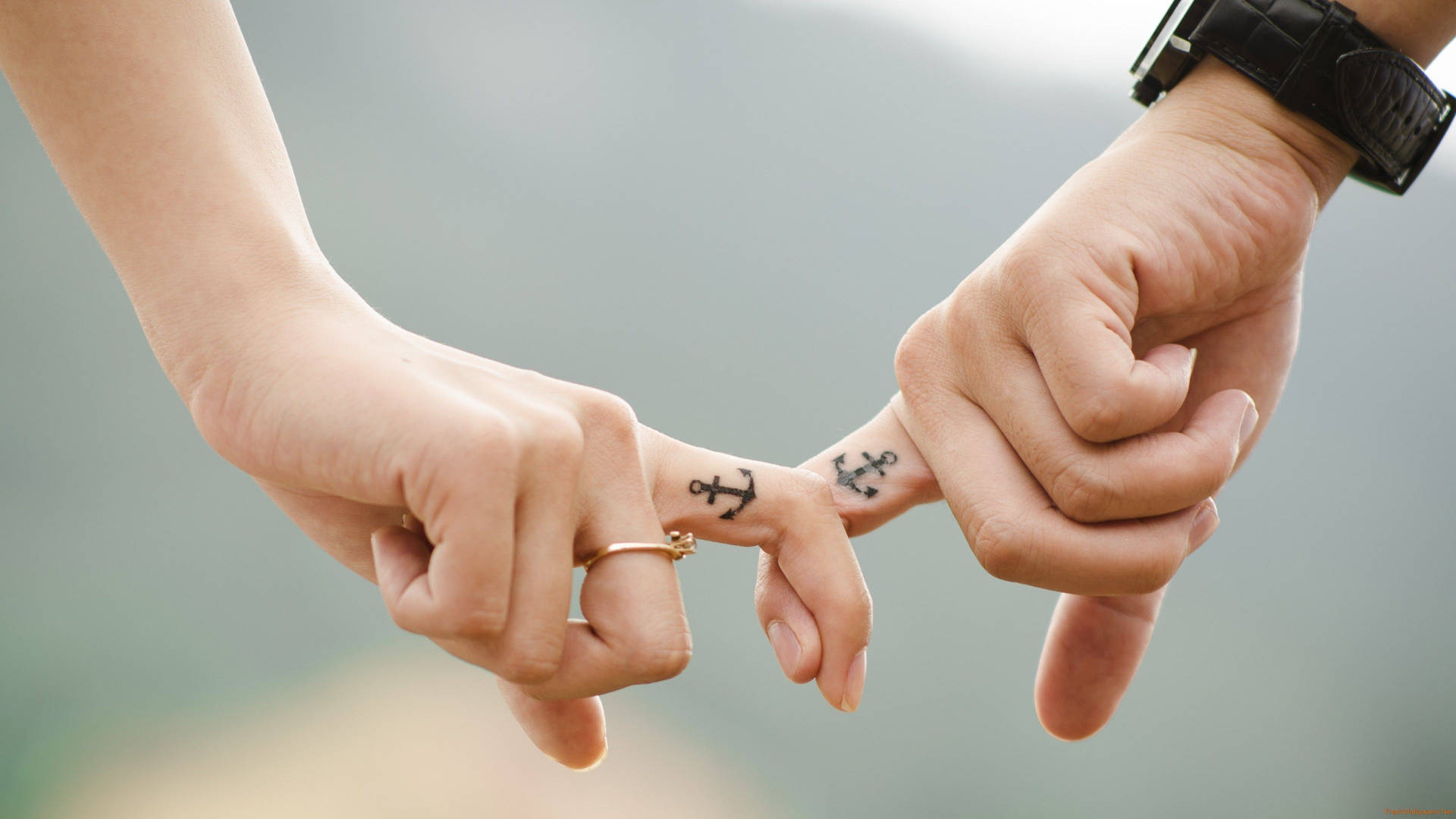Fingers Intertwined Love Story Wallpaper