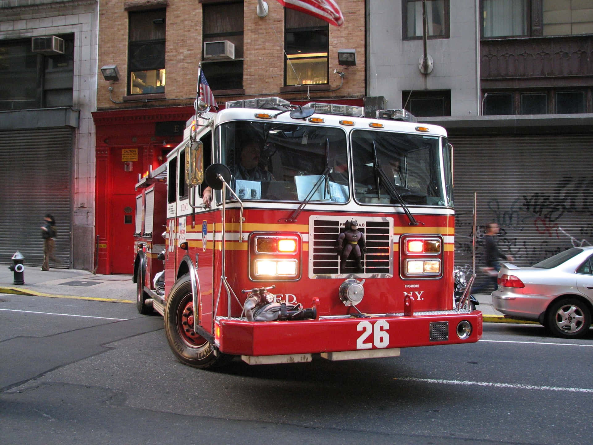 Camiondei Pompieri Pronti Ad Intervenire In Caso Di Emergenza Sfondo