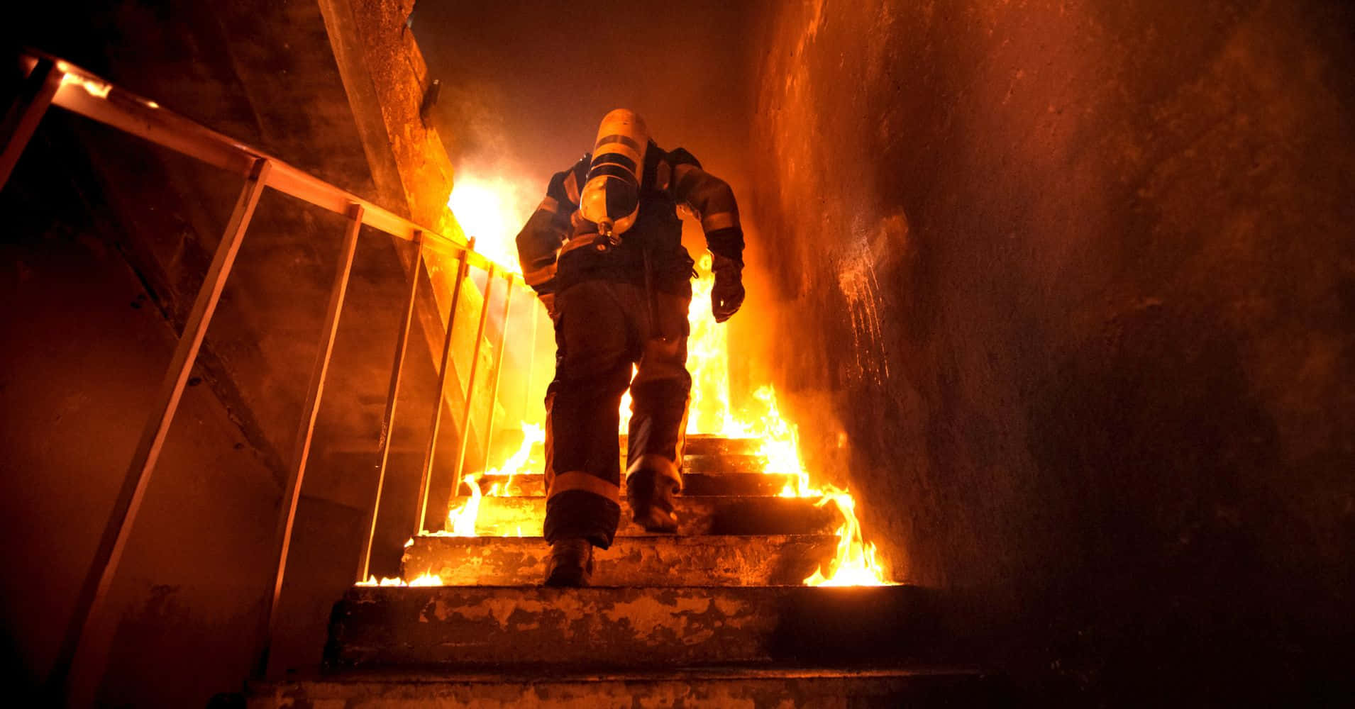 A brave Firefighter enters a dangerous blaze.