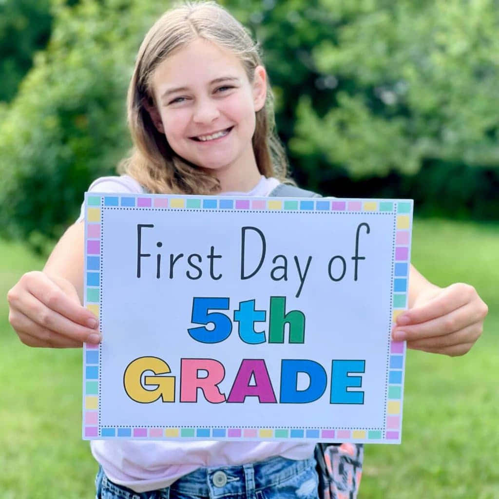 Download First Day Of School Pictures 1024 X 1024