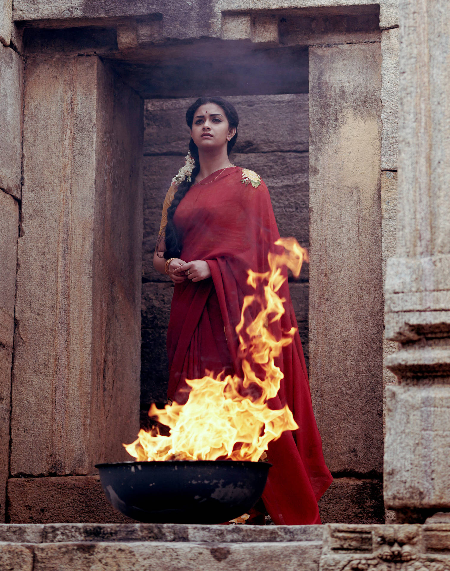 Ravishing Keerthi Suresh in Flaming Crimson Saree Wallpaper