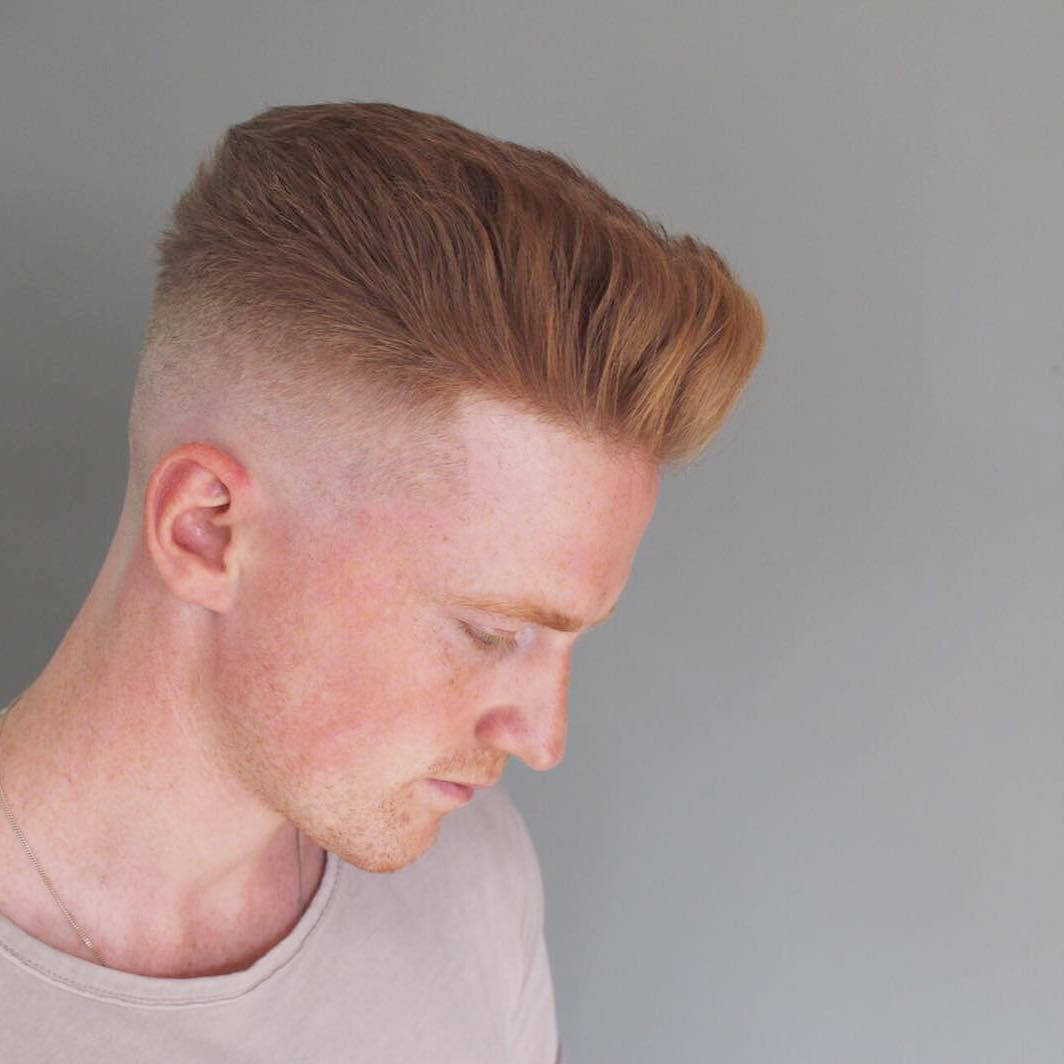 Flad toppe pompe ingefær mænds hår stil Wallpaper