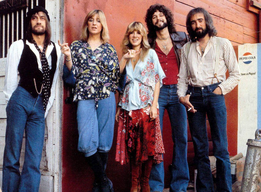 Fleetwood Mac In 70s Style Wallpaper