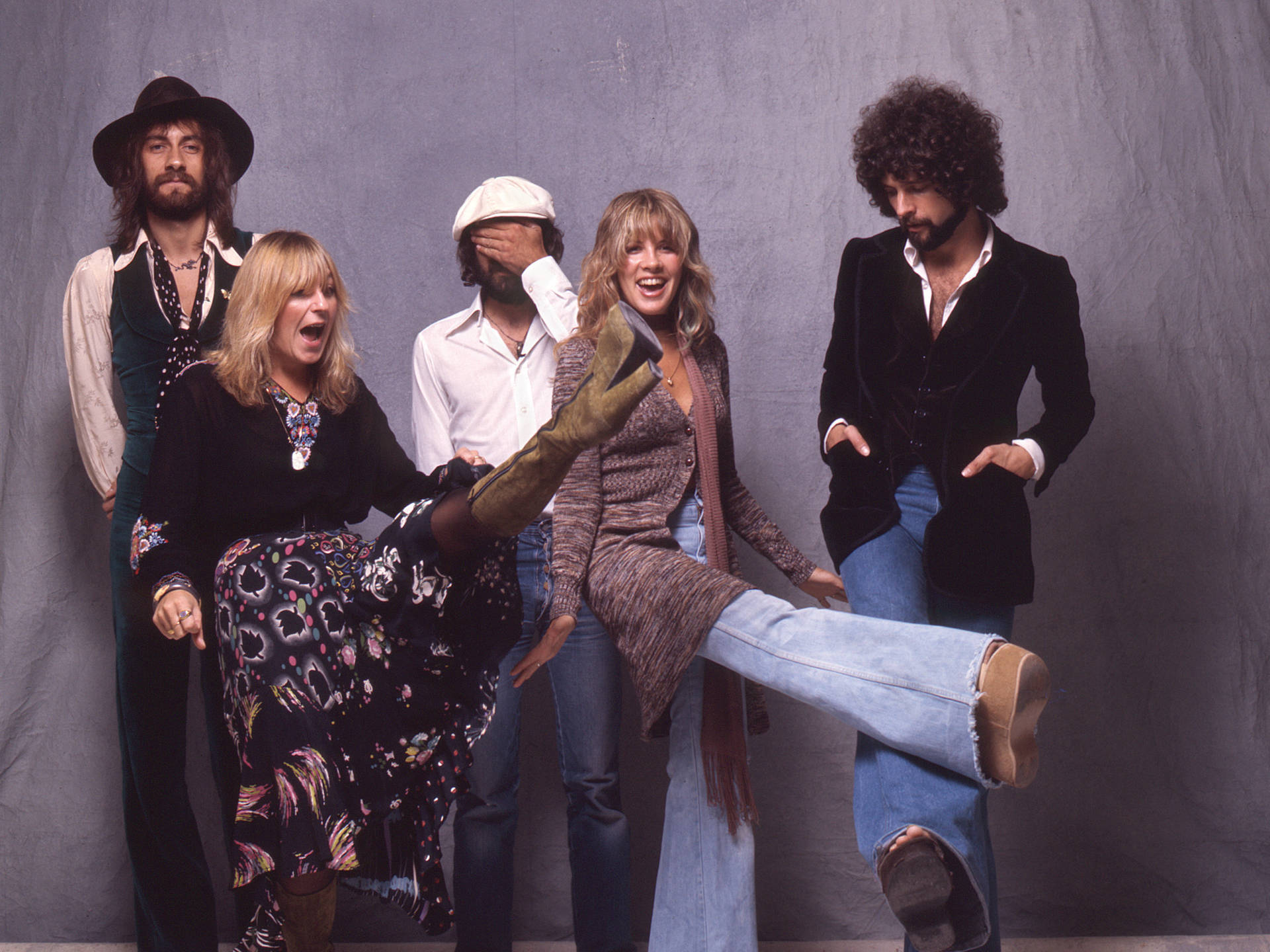 Fleetwood Mac Playful Members Wallpaper