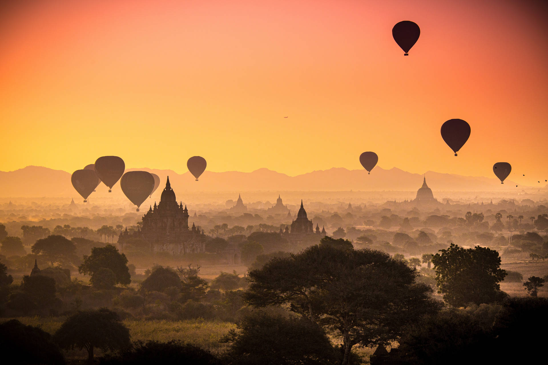 Floating Air Balloons Myanmar Wallpaper