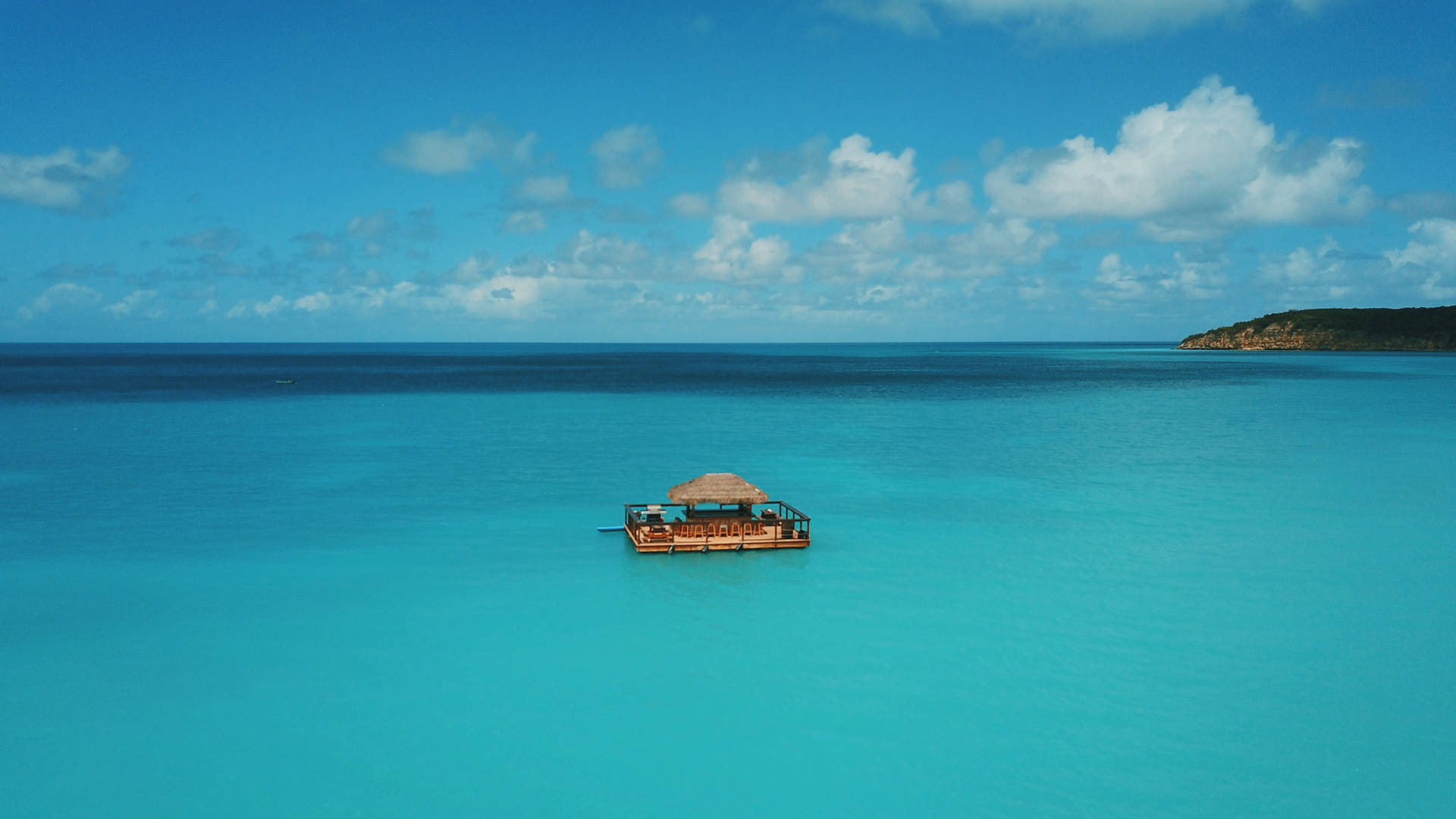 Floating Bar Antigua And Barbuda Wallpaper