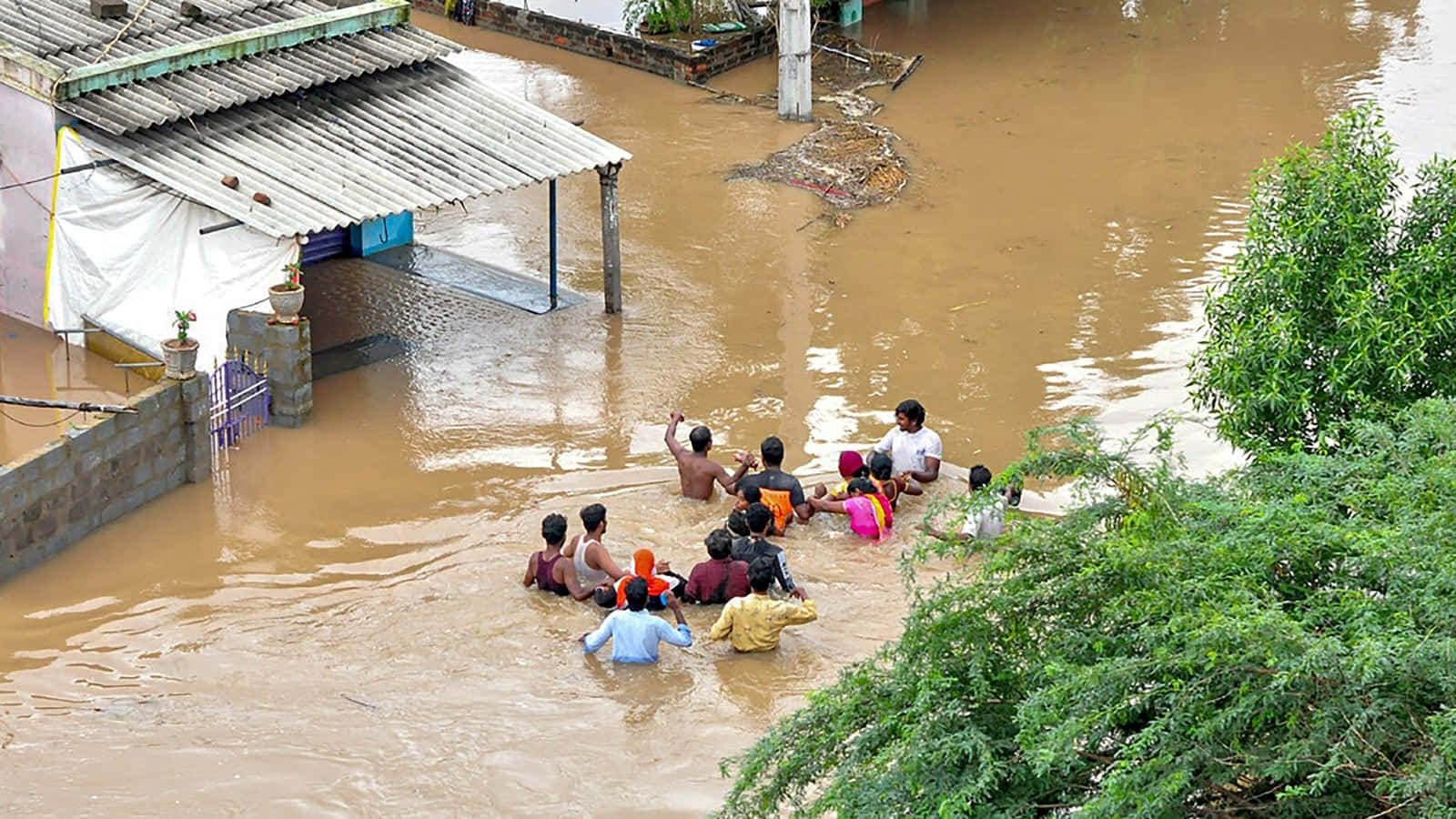 Australiensødelæggende Oversvømmelser Tager En Stor Vej På Hverdagens Borgere.