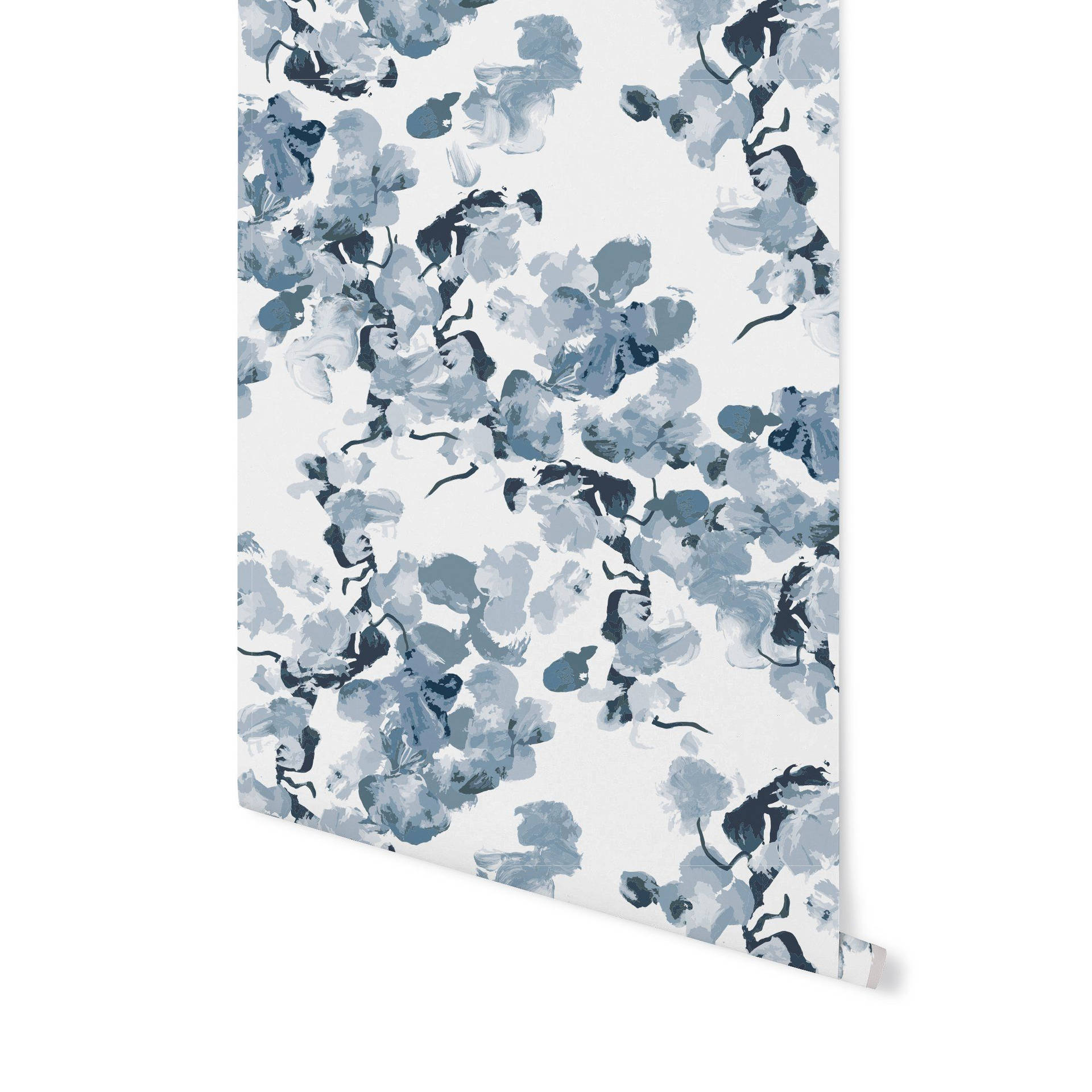 Floral Botanical White Pattern Wallpaper