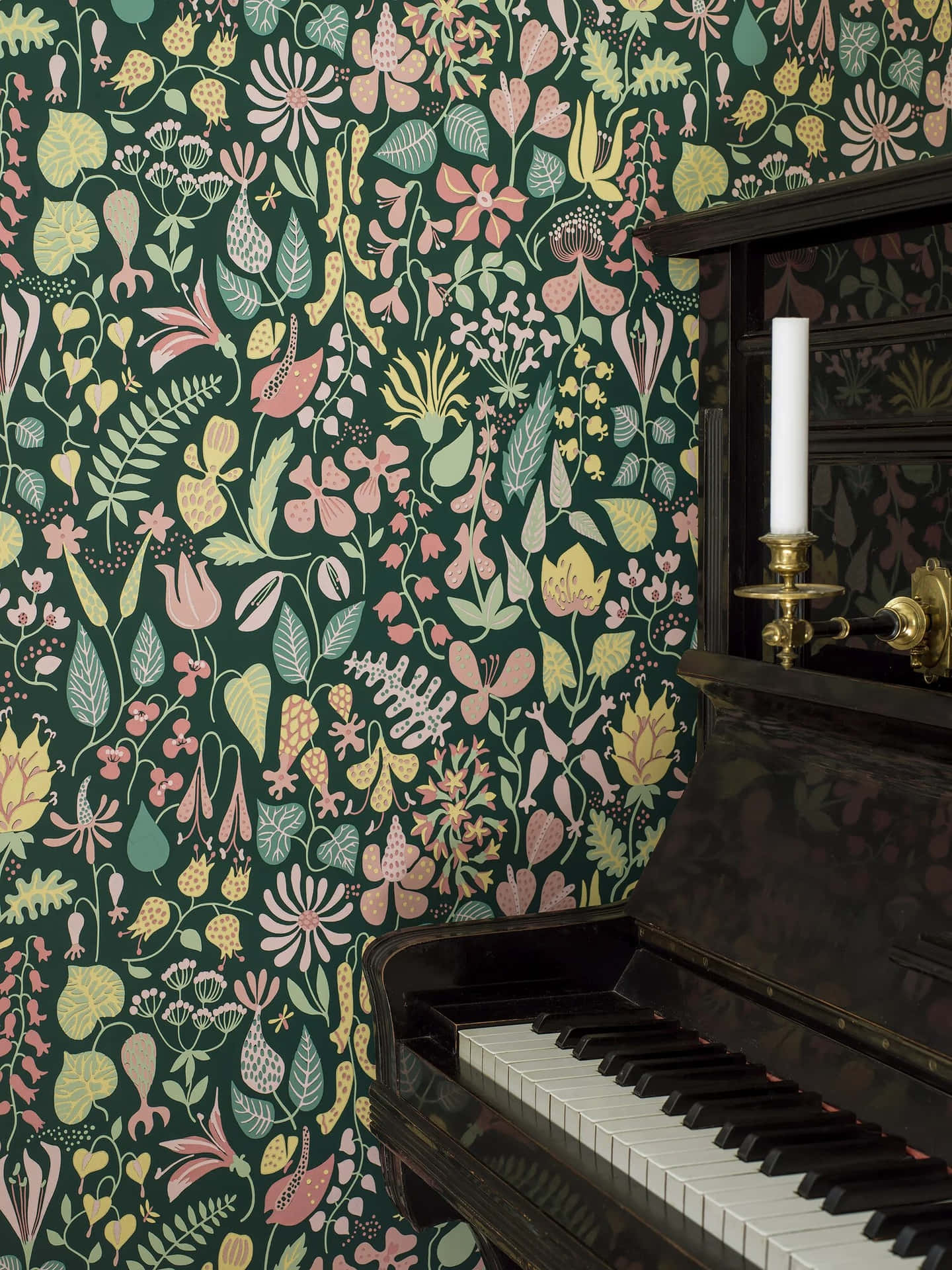 Floral Wallpaperwith Piano Wallpaper