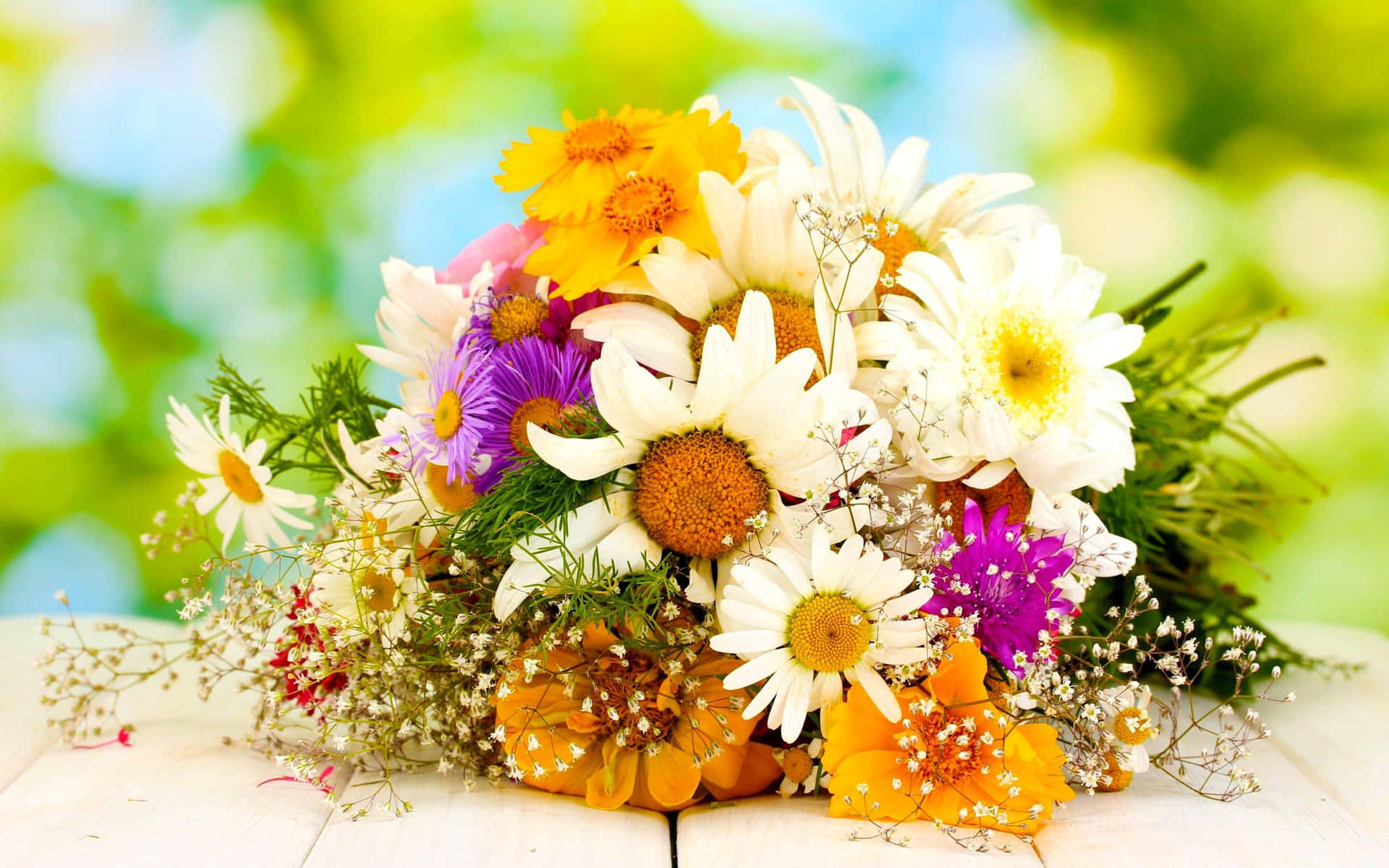 Celebrate life with Flowers Wallpaper