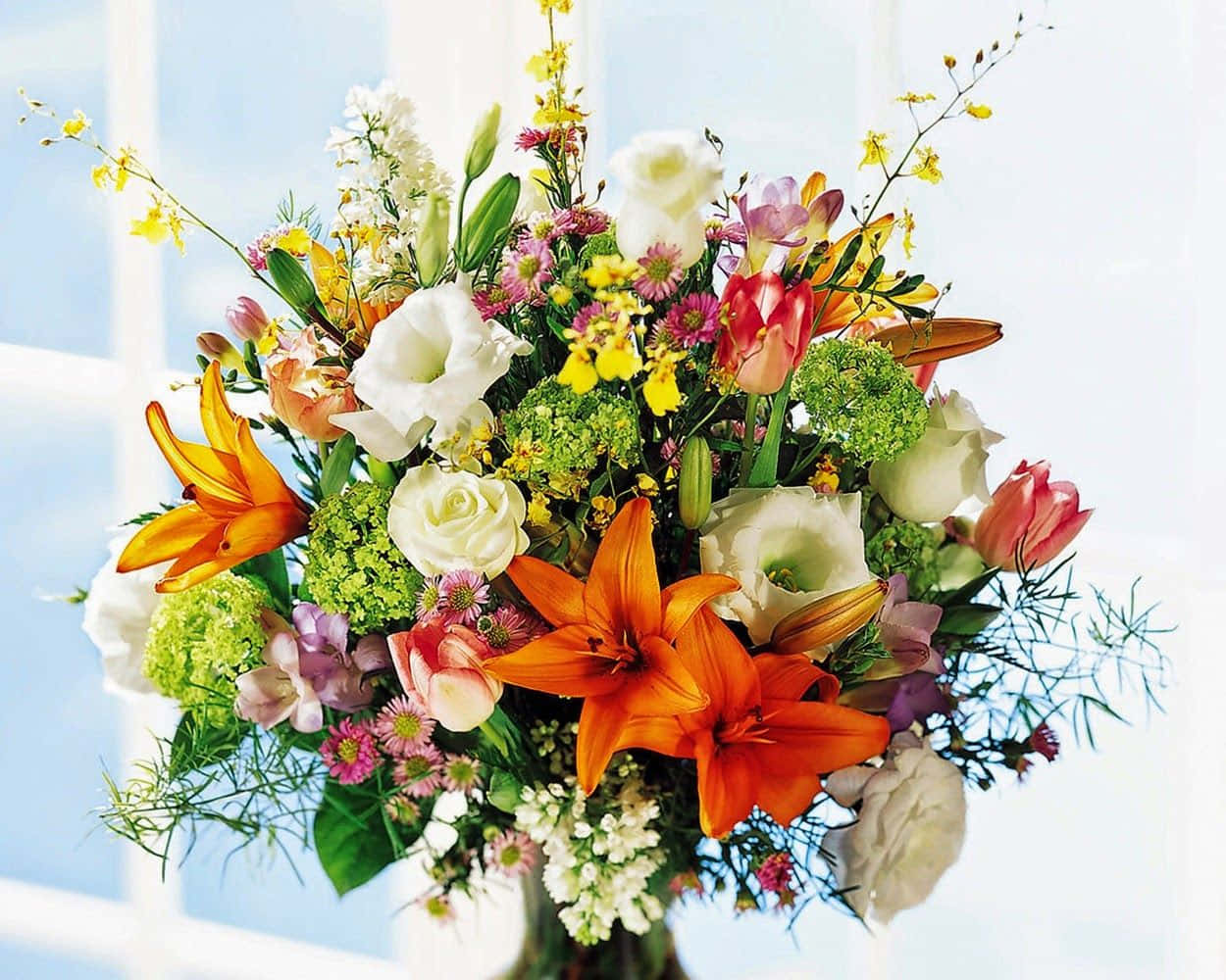 Exquisitoy Colorido Arreglo Floral Fondo de pantalla