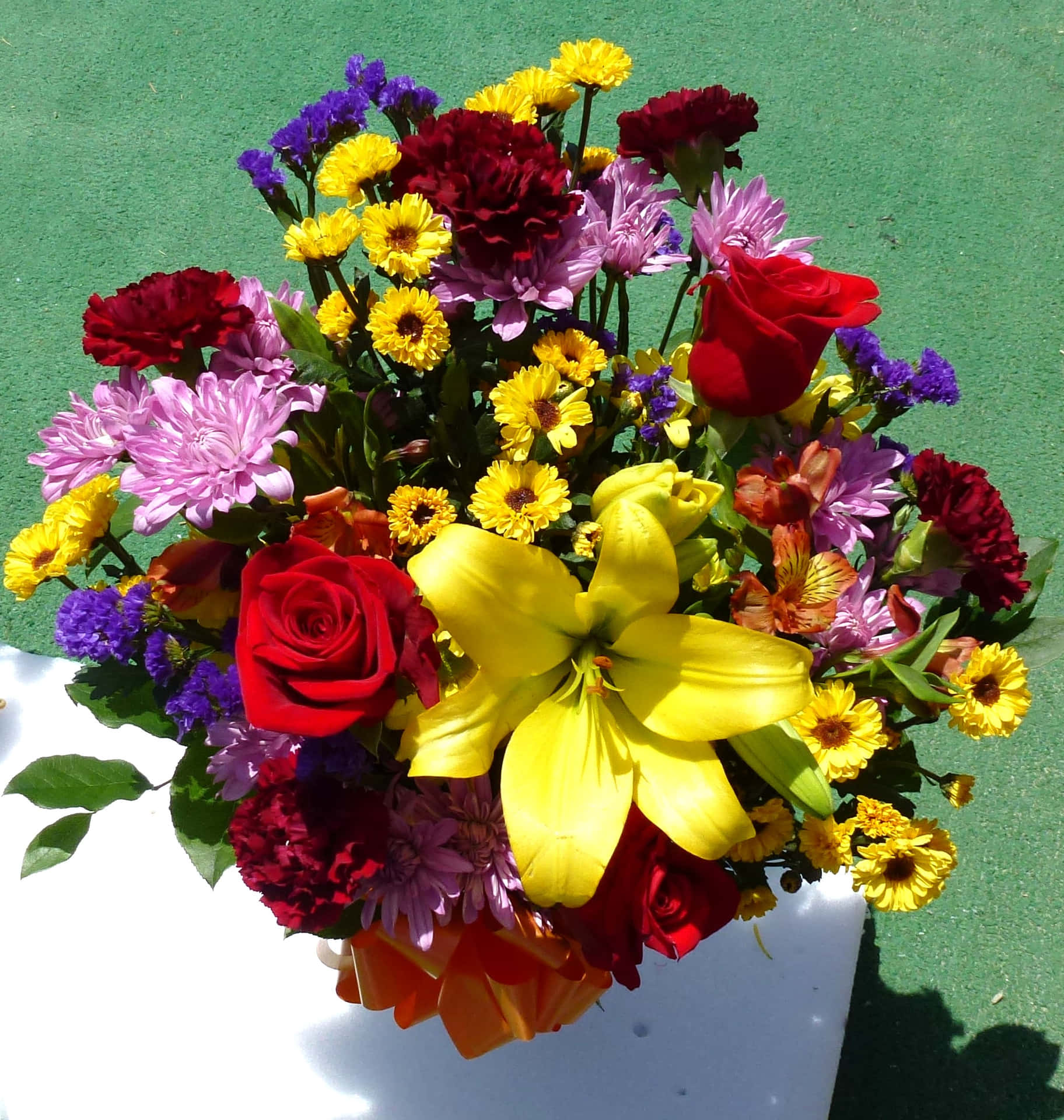 A beautiful and vibrant bouquet of flowers.