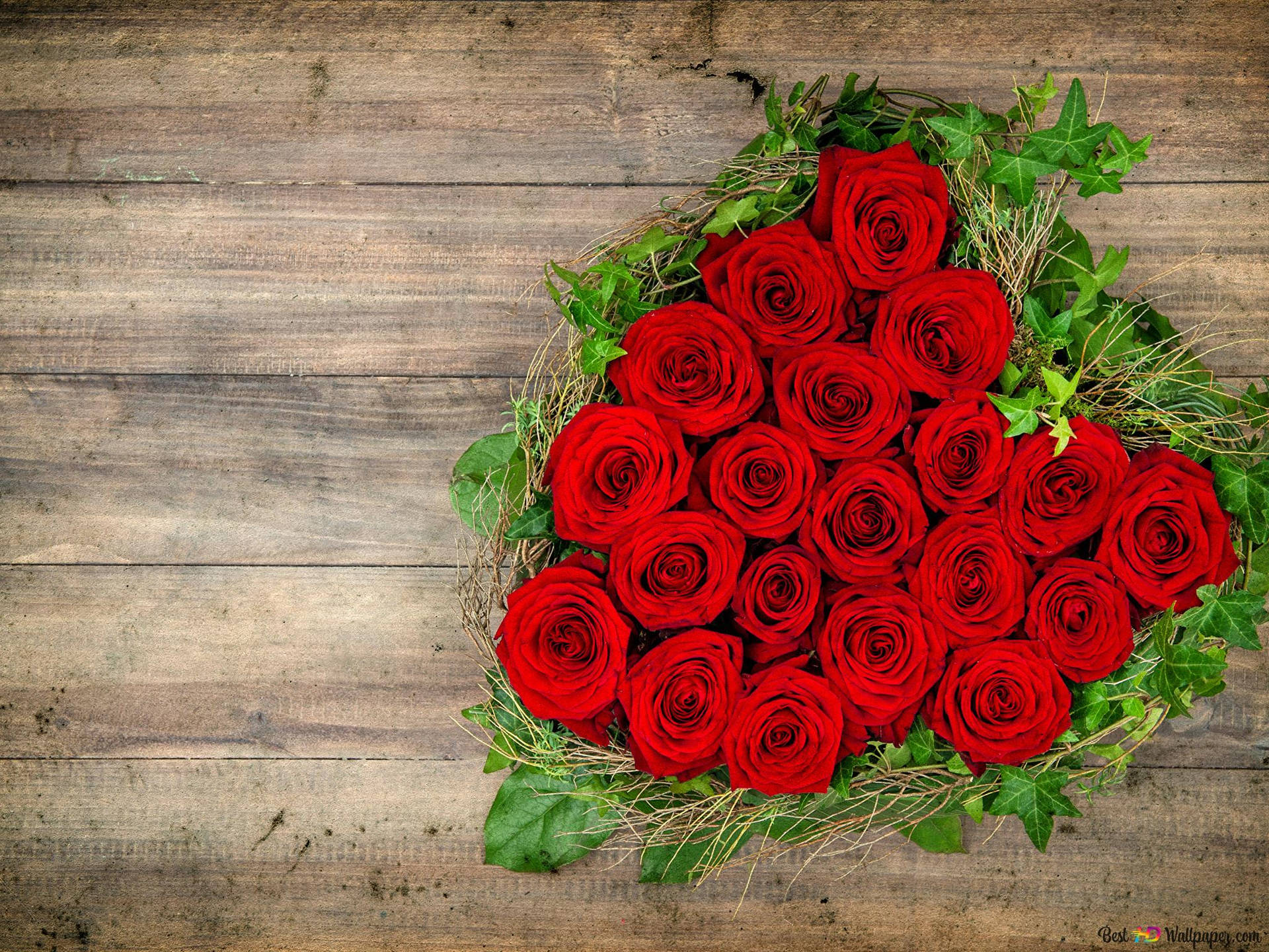 Corazónde Flores De Rosas Para El Día De San Valentín. Fondo de pantalla