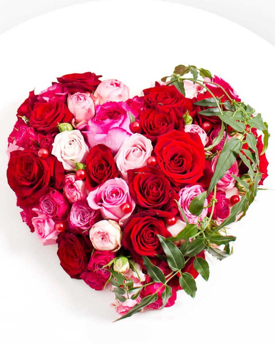 Flower Heart With Assorted Roses Wallpaper