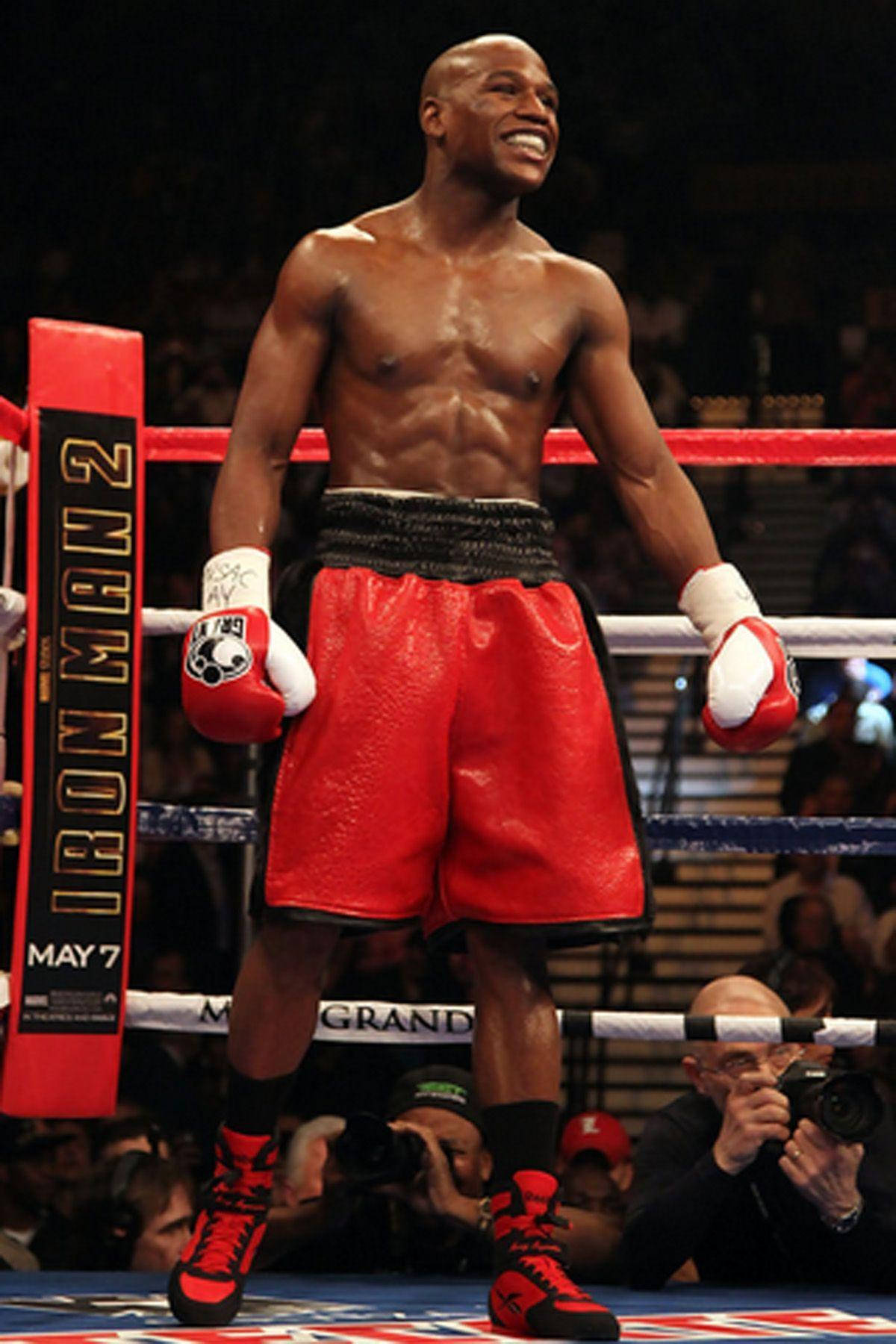 Floyd Mayweather Standing Tall In Ring Wallpaper
