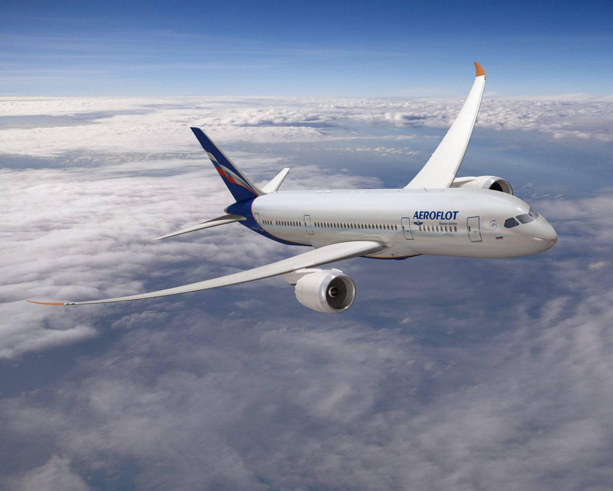 Flyv Aeroflot fly over en azurblå himmel Wallpaper