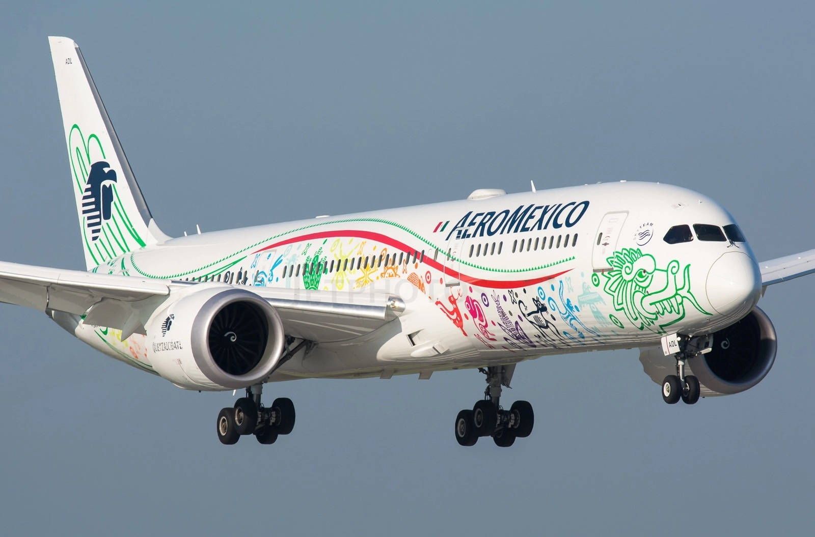 Flyvende Aeromexico Airline Boeing 787-9 Dreamliner landing gear wallpaper Wallpaper