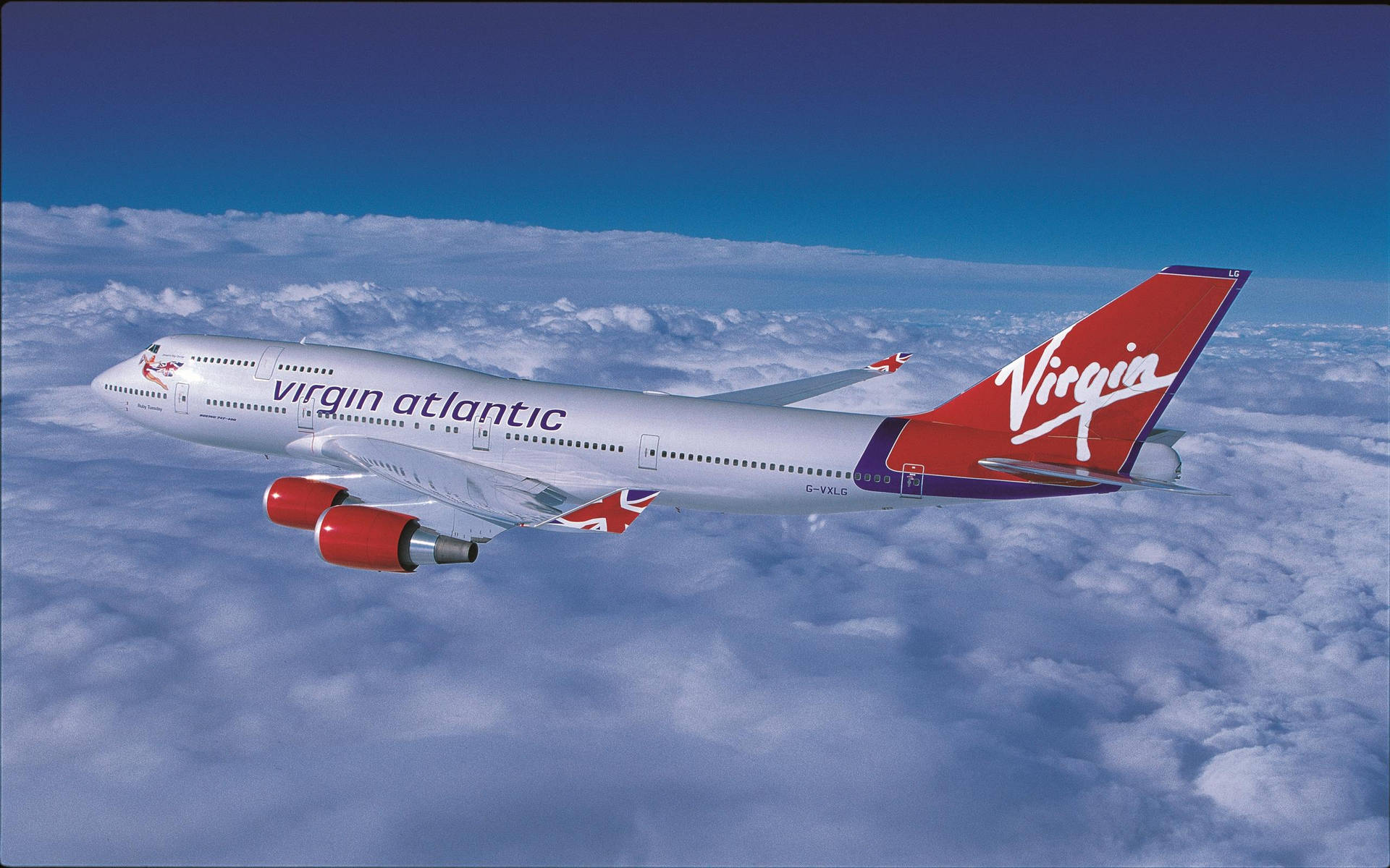 Fliegendesflugzeug Von Virgin Atlantic Wallpaper