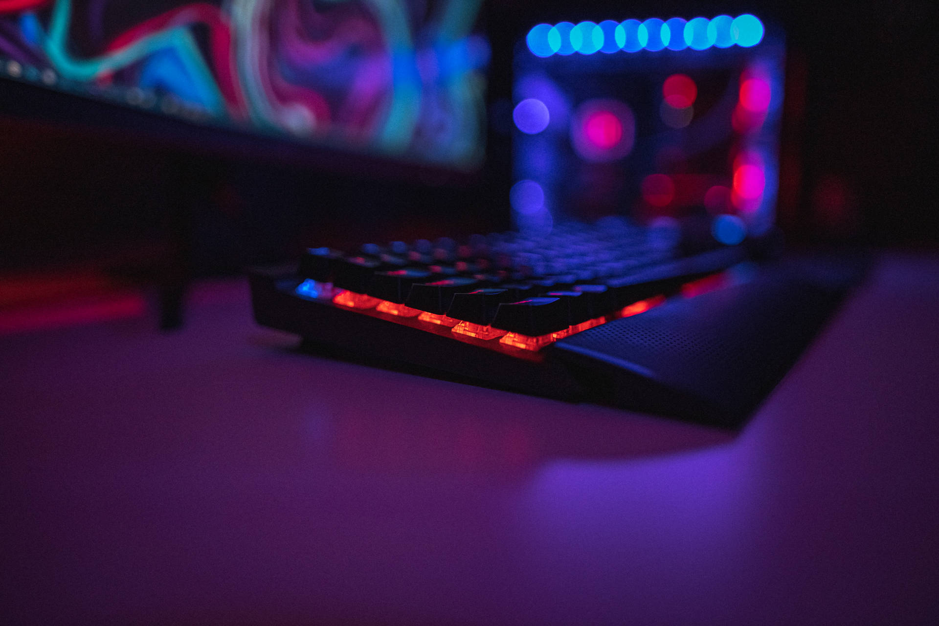 Focused Keyboard For Gamer Picture