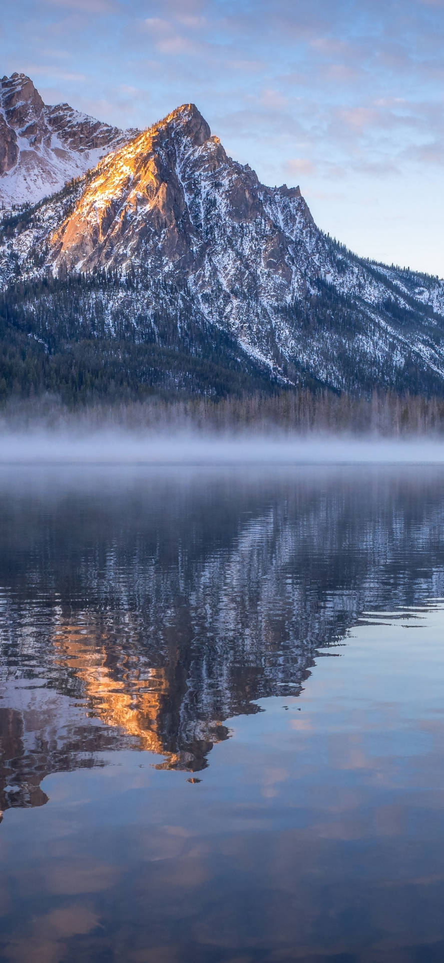 Foggy Lake Before The Mountains Of Idaho Wallpaper