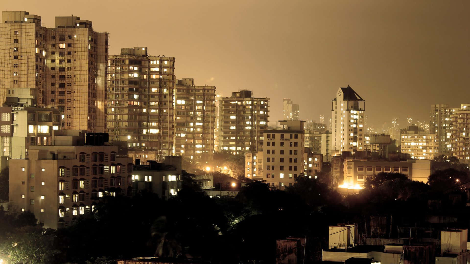Fondode Pantalla: Deslumbrante Horizonte De Mumbai.