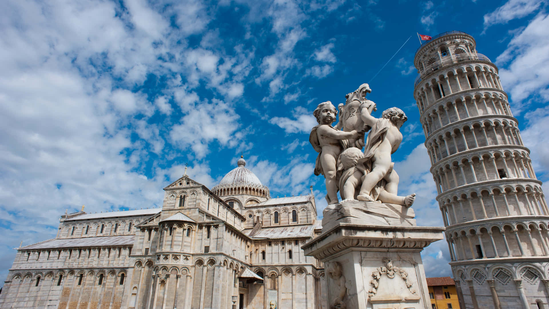 Fontana Dei Putti And The Tower Of Pisa Wallpaper