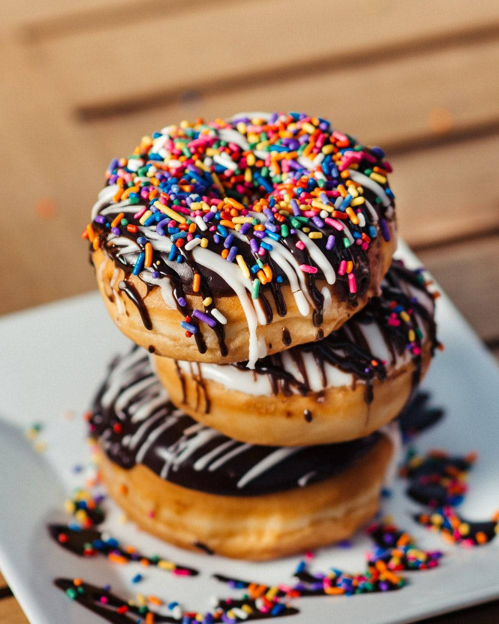 Food Photography Candy-sprinkled Doughnuts Wallpaper