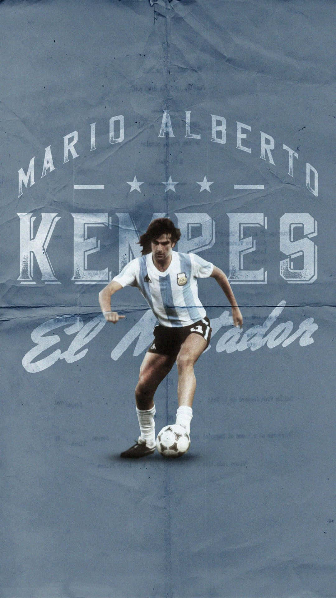 Legendary football player, Mario Kempes in action Wallpaper