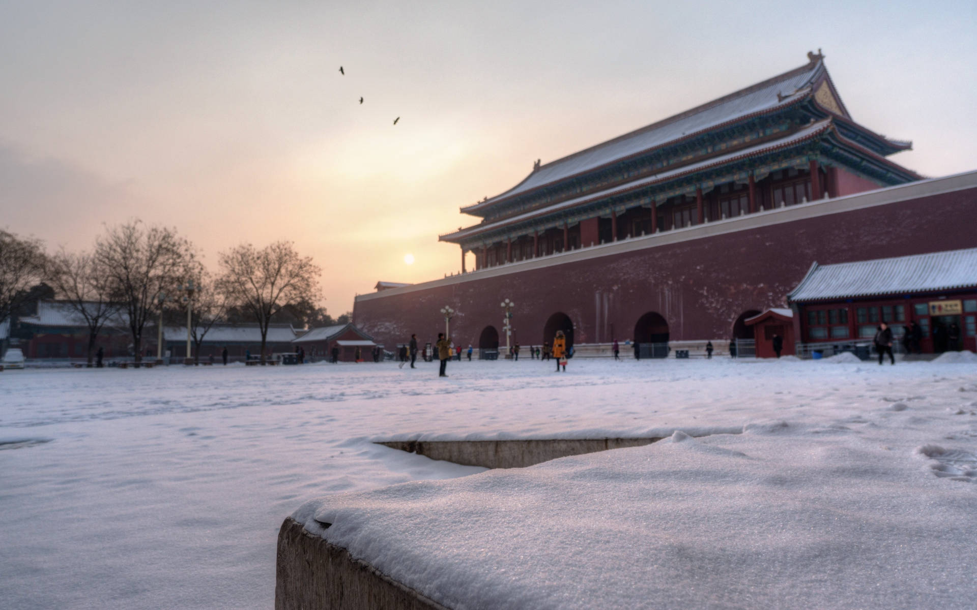 Forbidden City Snowing Wallpaper