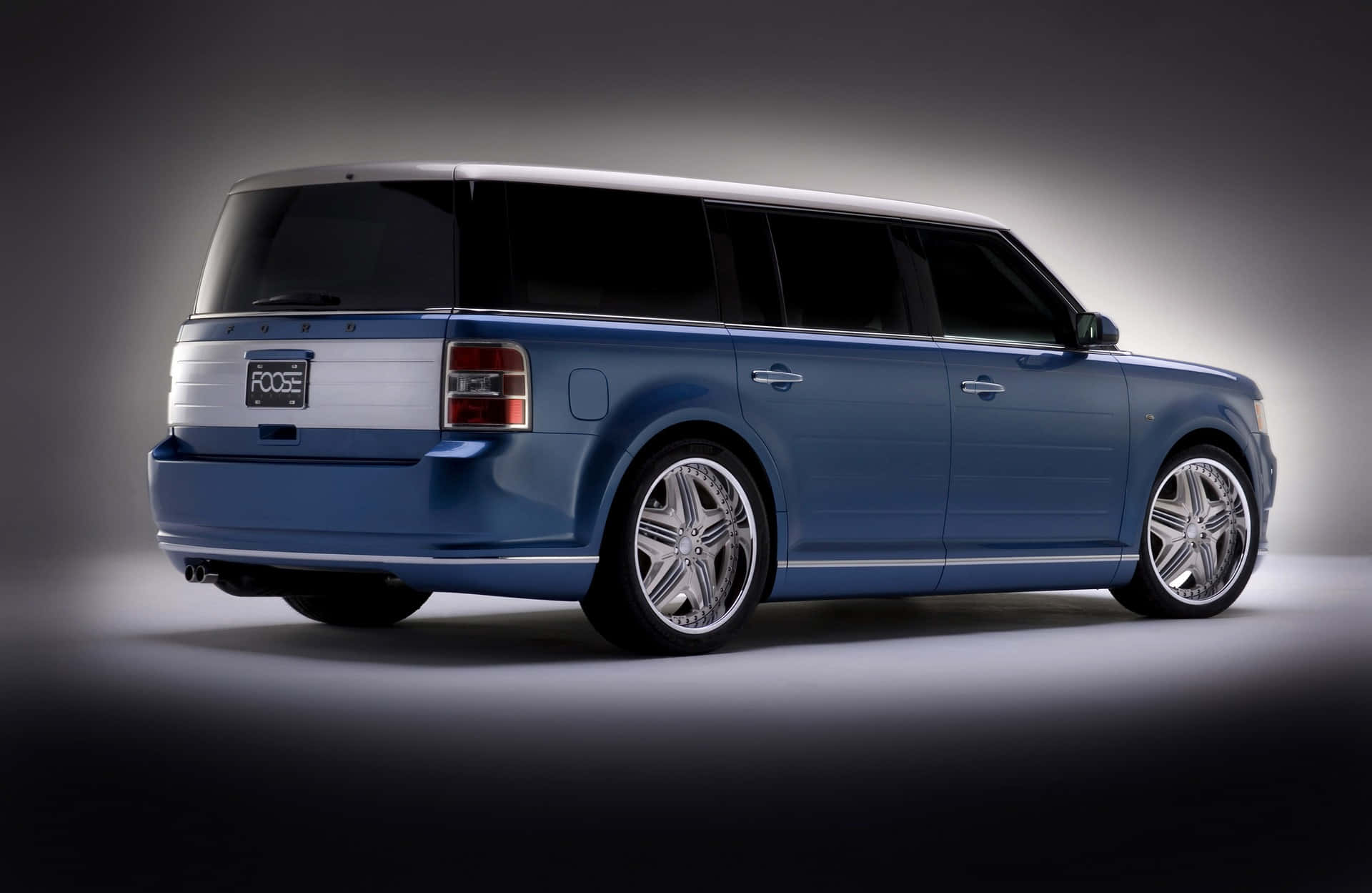 Stunning Ford Flex on the Road Wallpaper